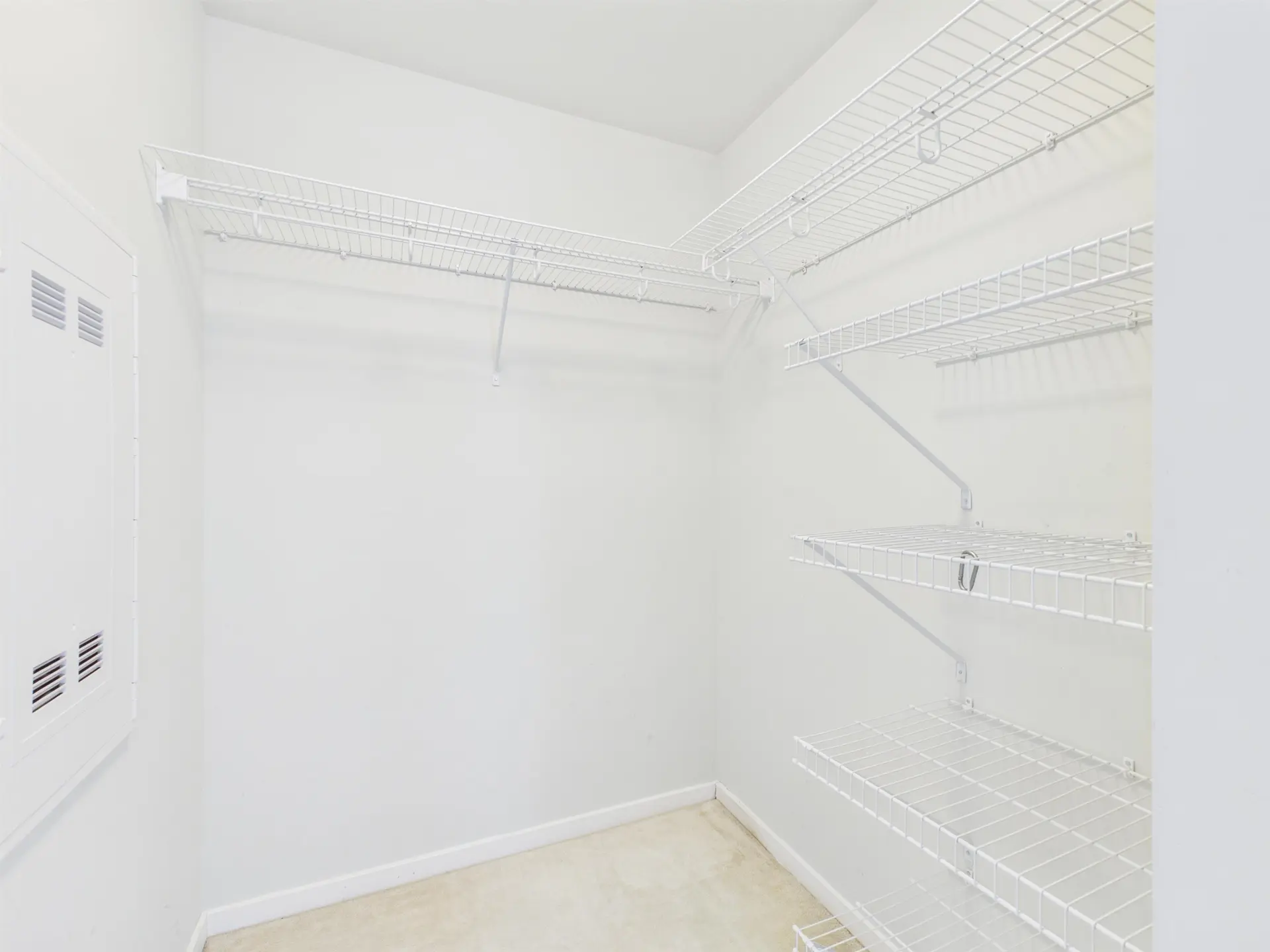#3603 5883 Barker Avenue - Image 5