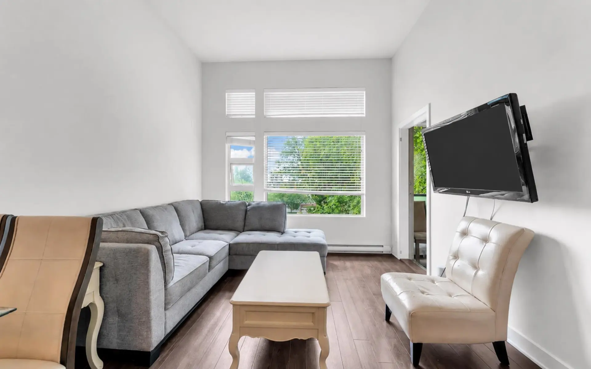 #508 1677 Lloyd Avenue - Image 5