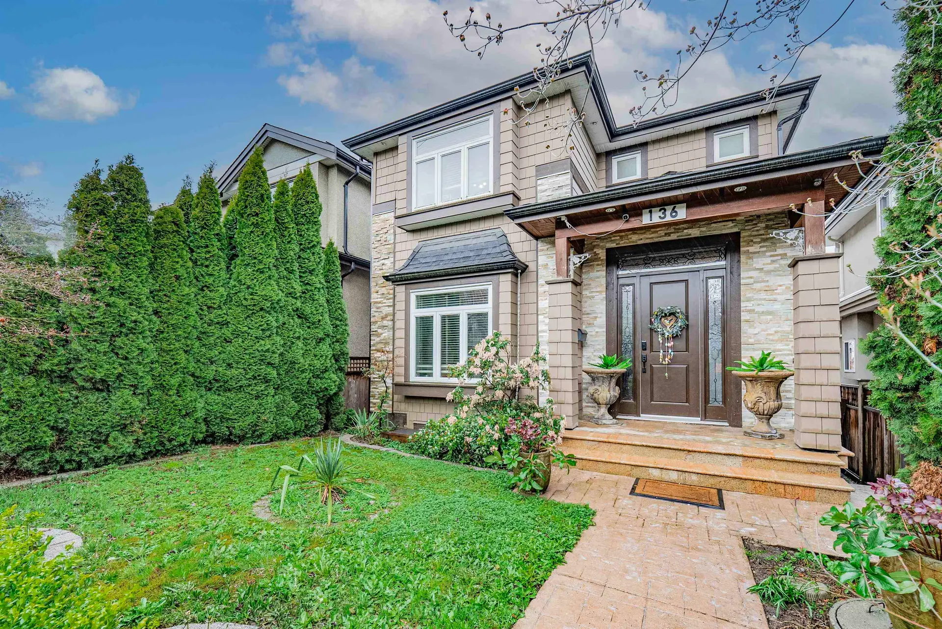 136 E 59th Avenue