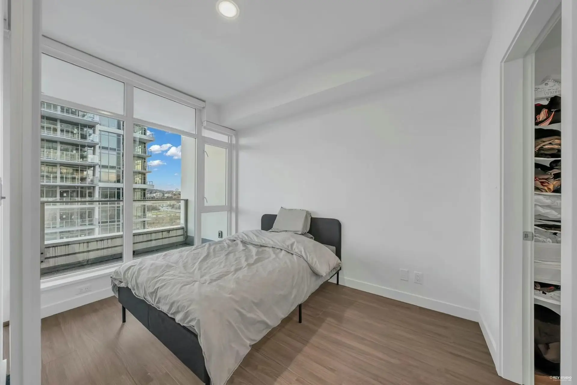 #1902 2311 Beta Avenue - Image 6
