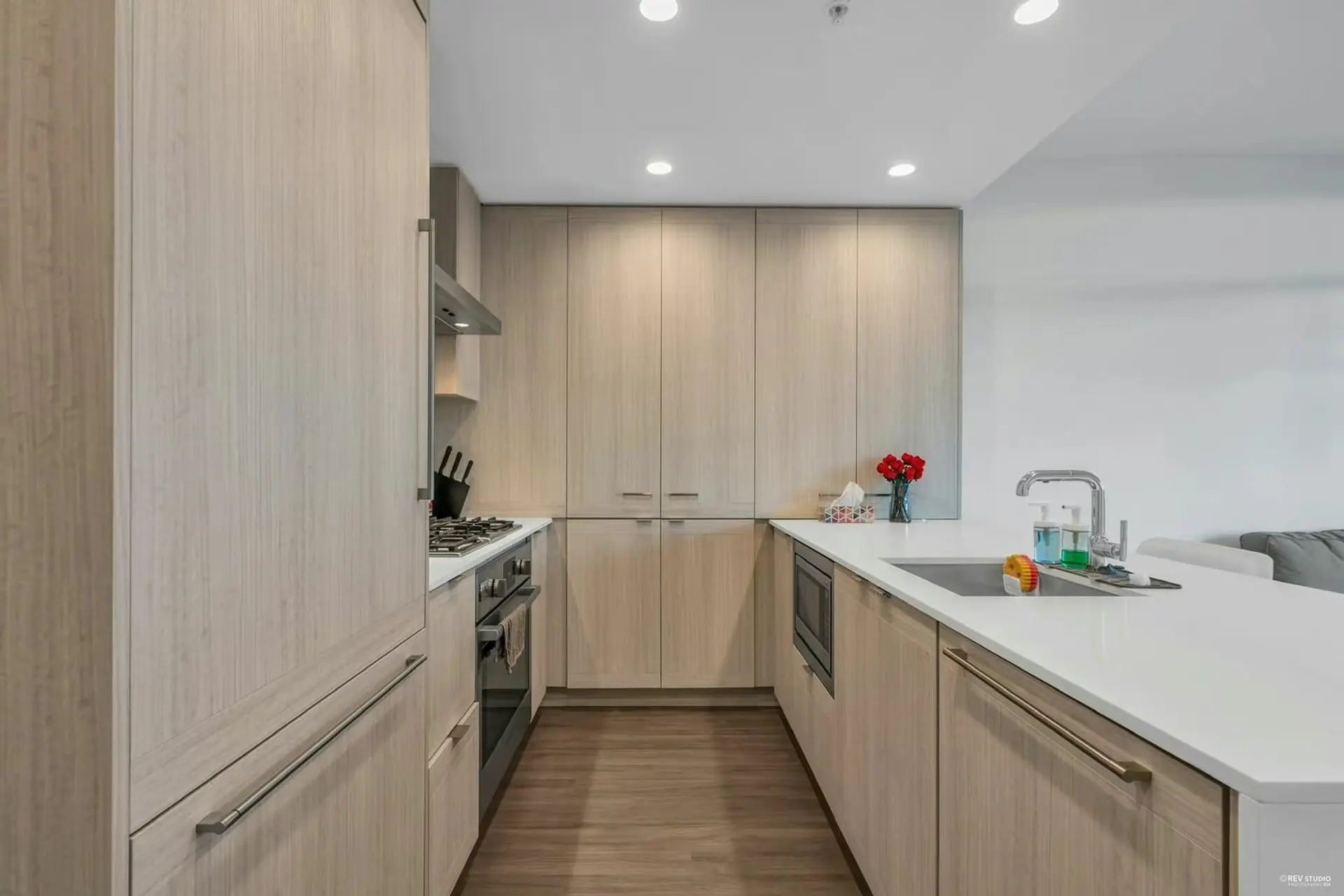 #1902 2311 Beta Avenue - Image 4