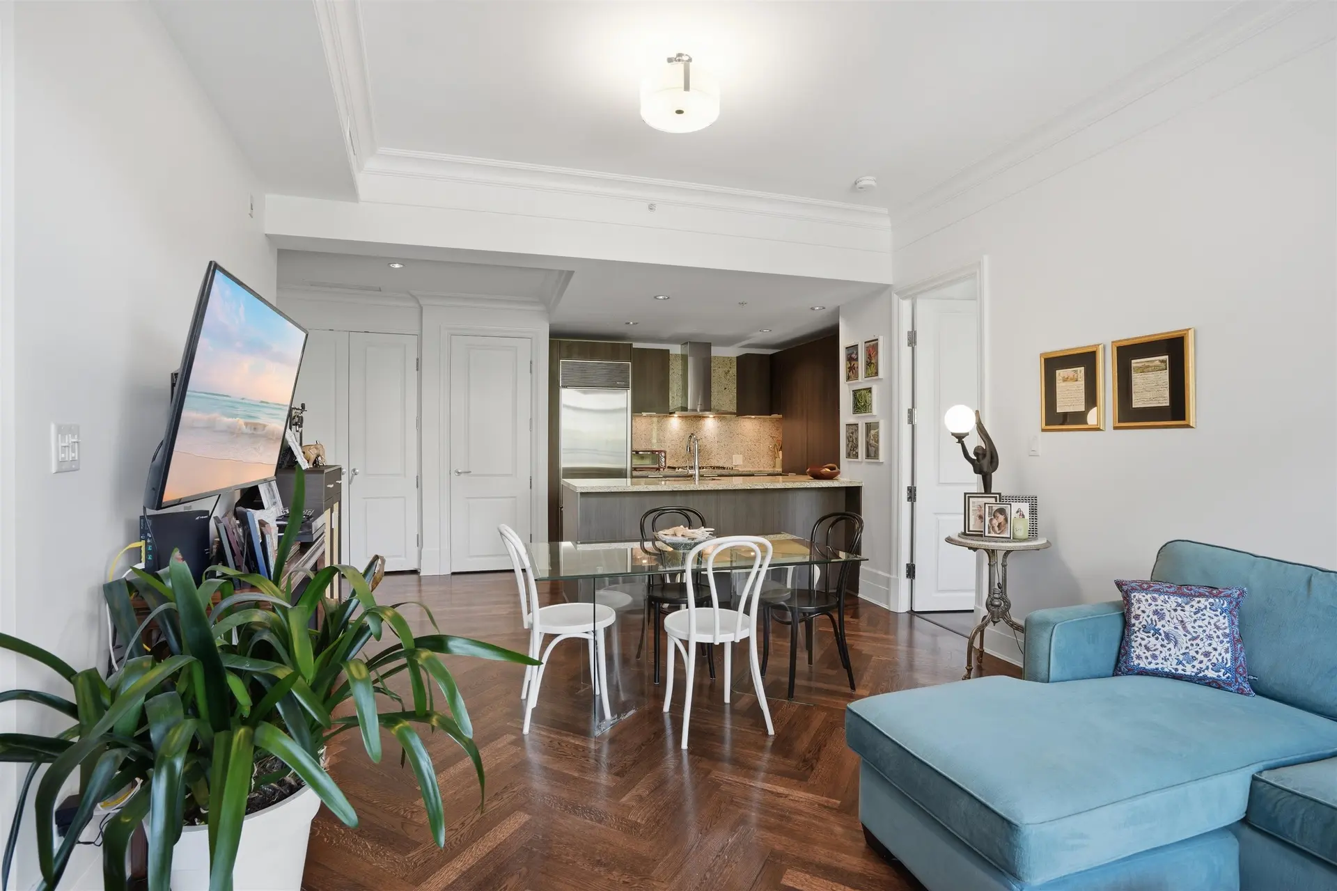 #203 540 Waters Edge Crescent - Image 8