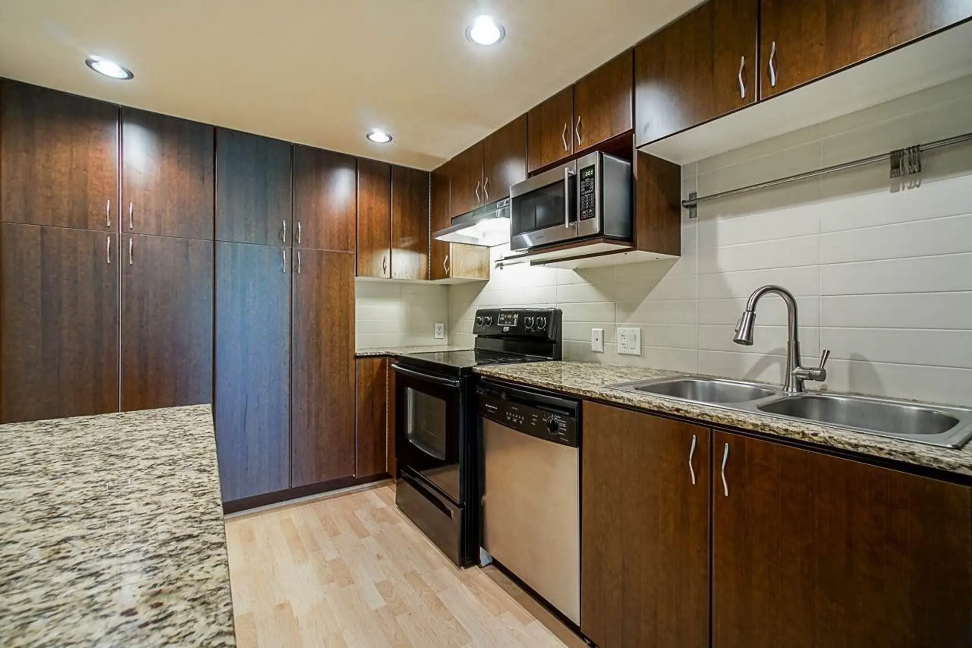 #210 9232 University Crescent - Image 5