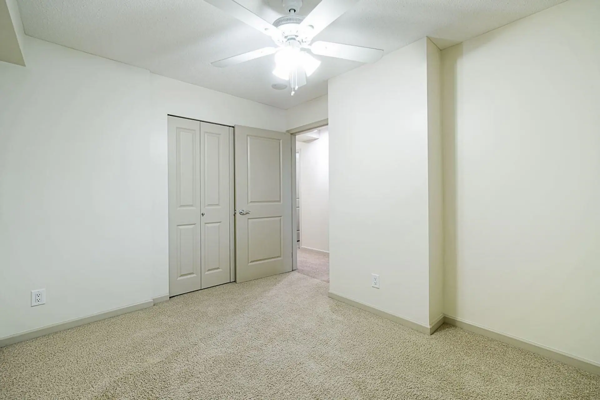 #210 9232 University Crescent - Image 13