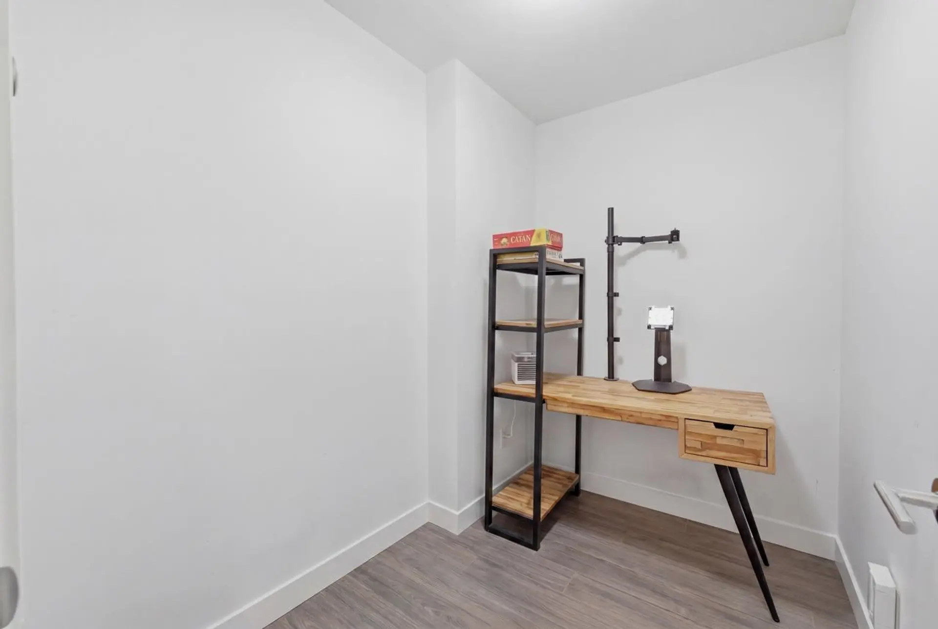 #511 5638 201a Street - Image 13