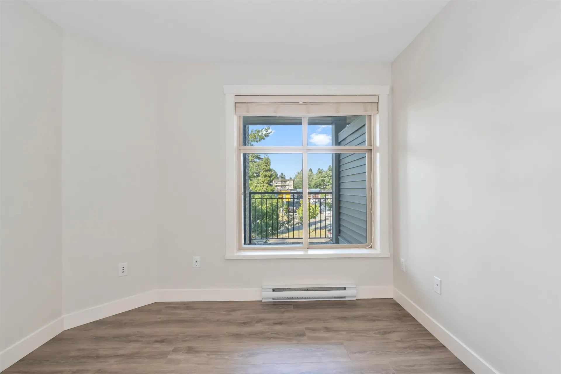 #215 13555 Gateway Drive - Image 7