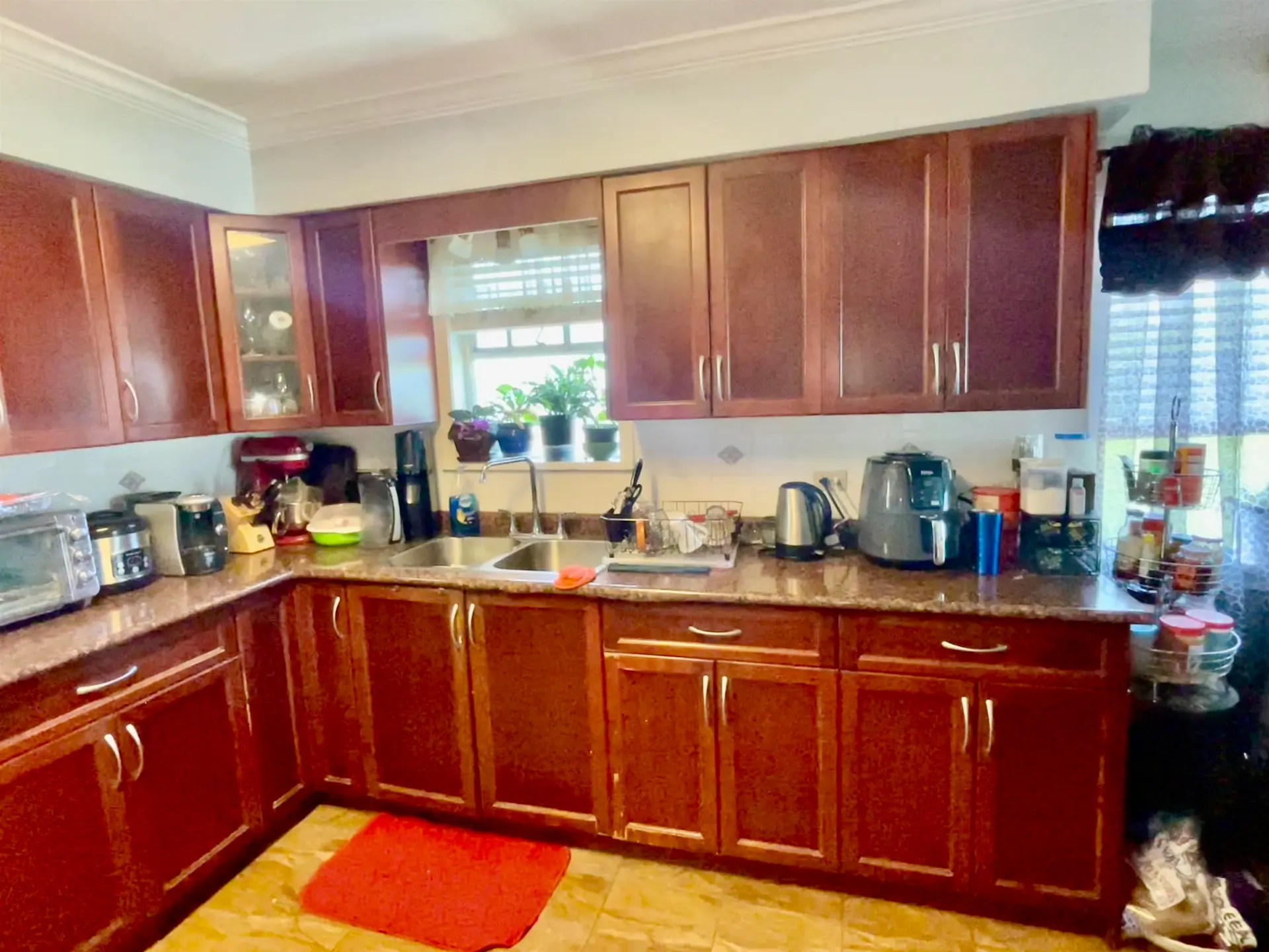 318 Hampton Street - Image 3