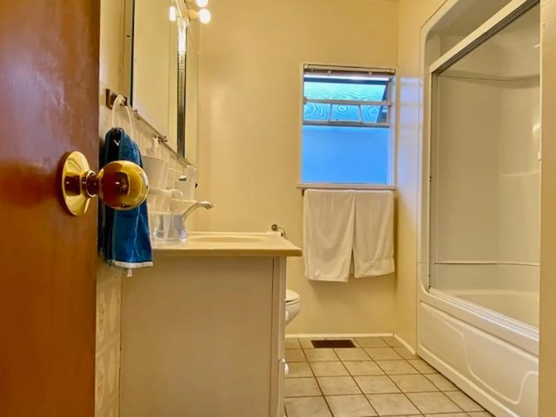 3925 Penticton Street - Image 13