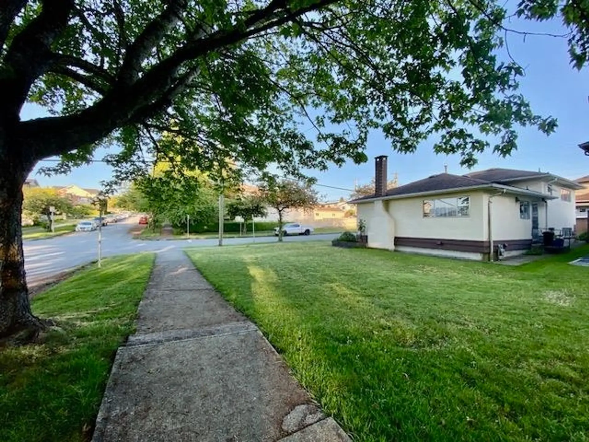 3925 Penticton Street - Image 4