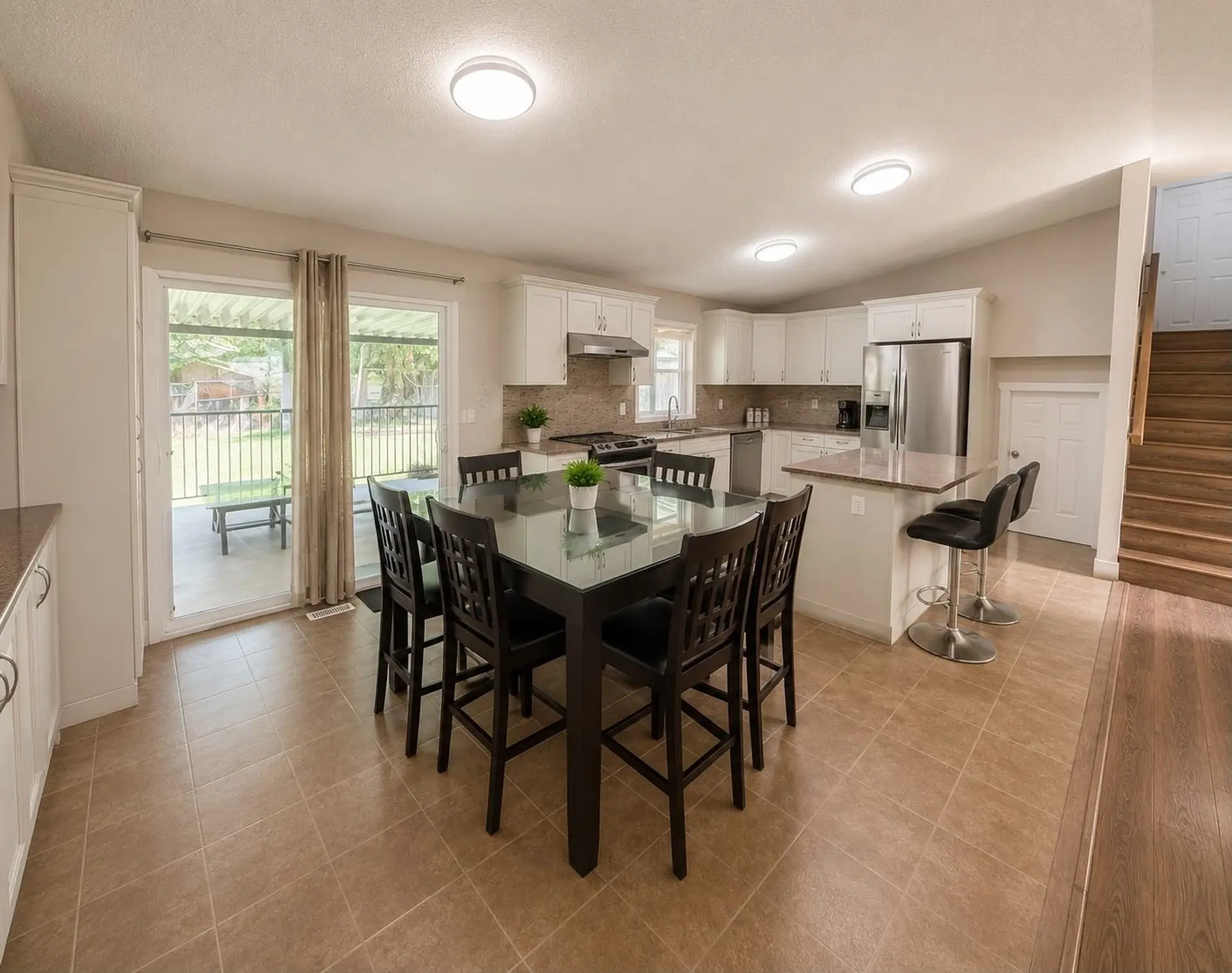 14565 91a Avenue - Image 3