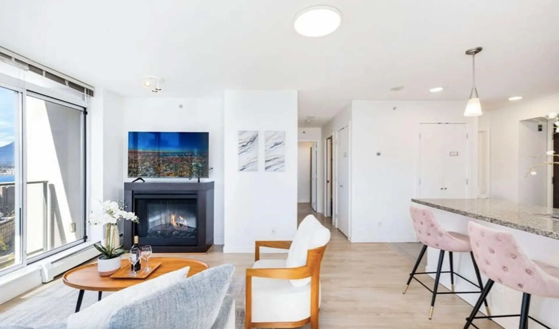 #2906 688 Abbott Street - Image 5