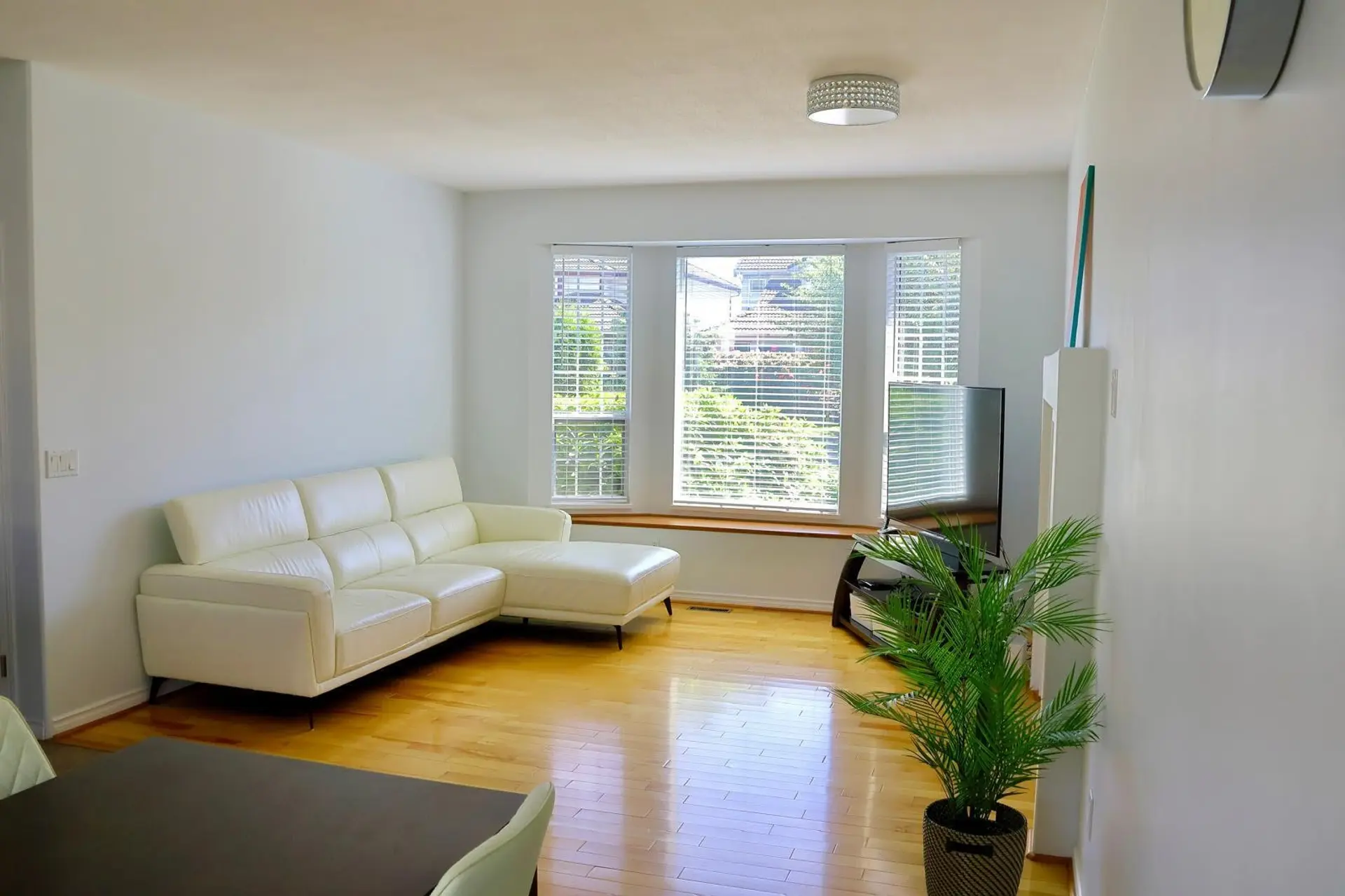 1463 Riverwood Gate - Image 4