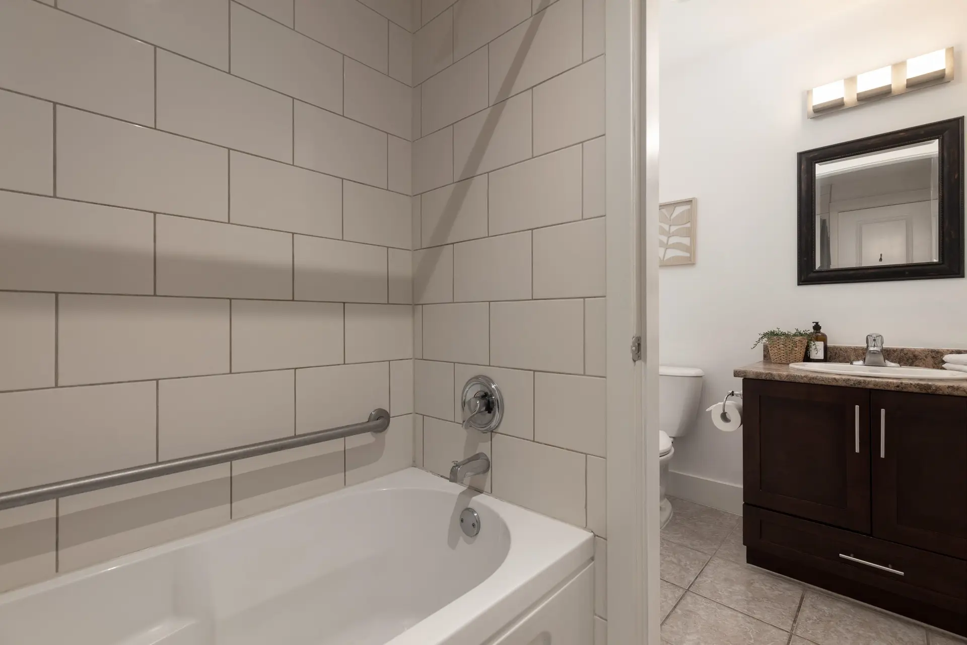 #302 7330 Arbutus Street - Image 10