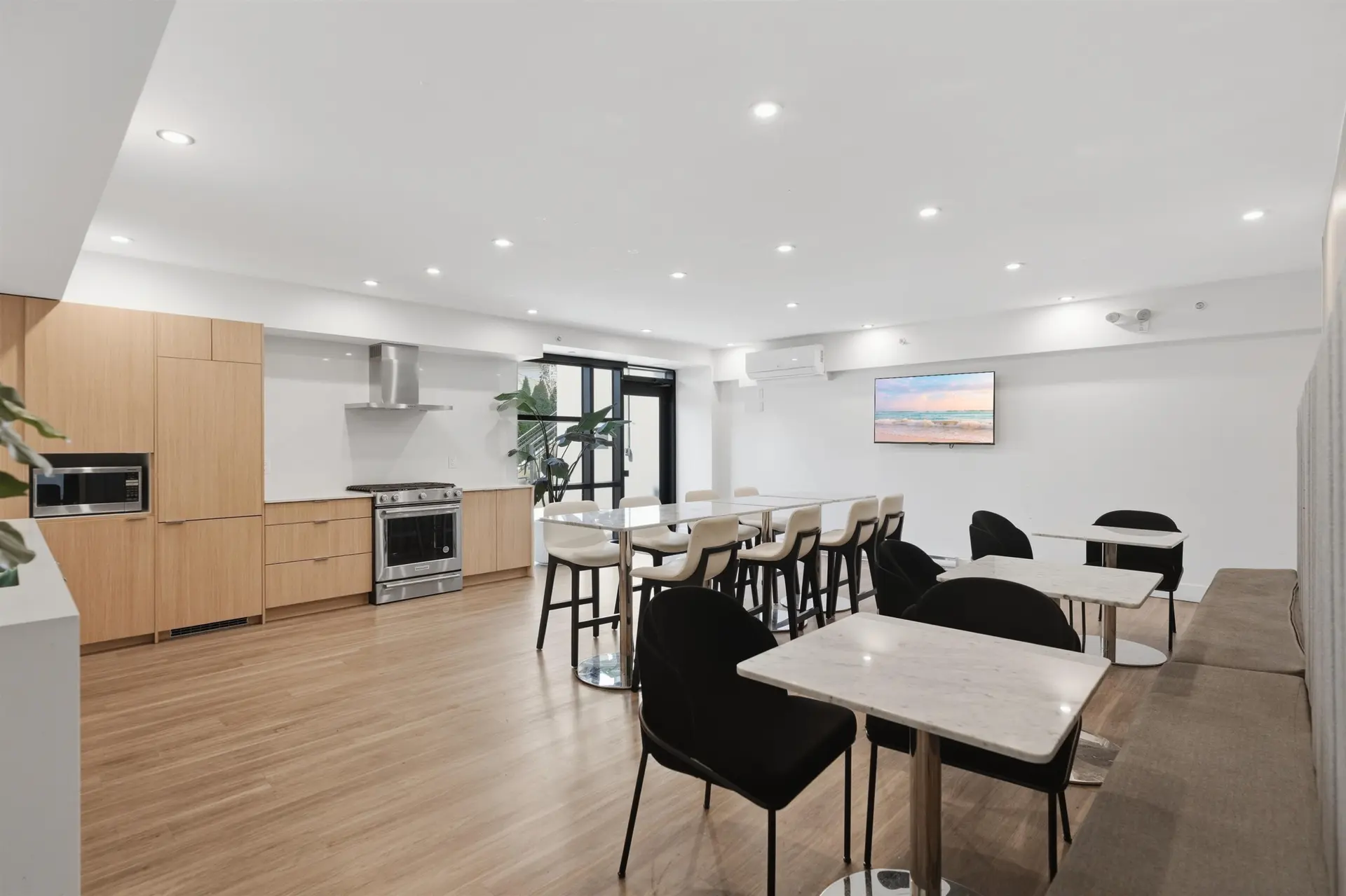 #609 6960 Nicholson Road - Image 12