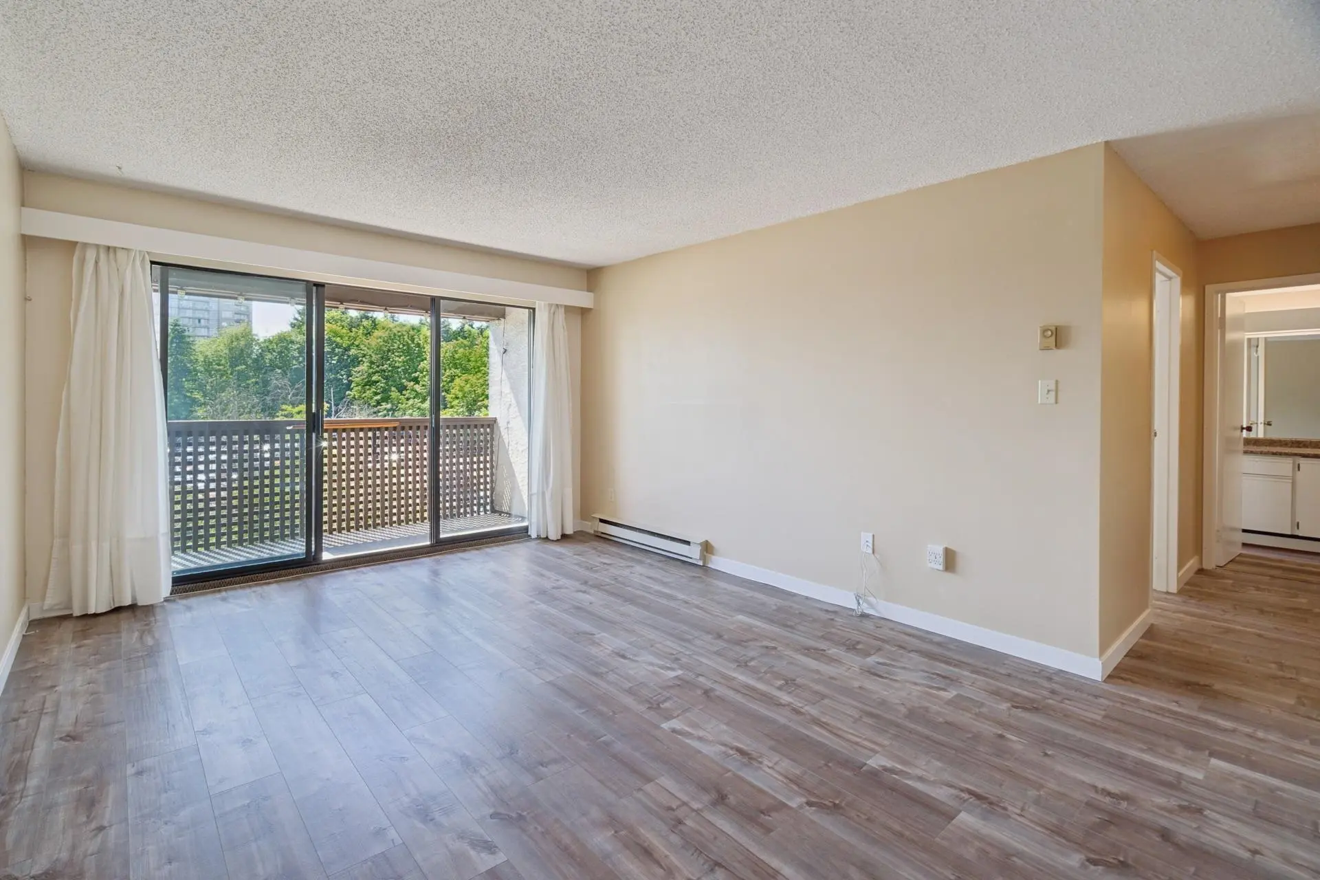 #409 340 Ginger Drive - Image 4