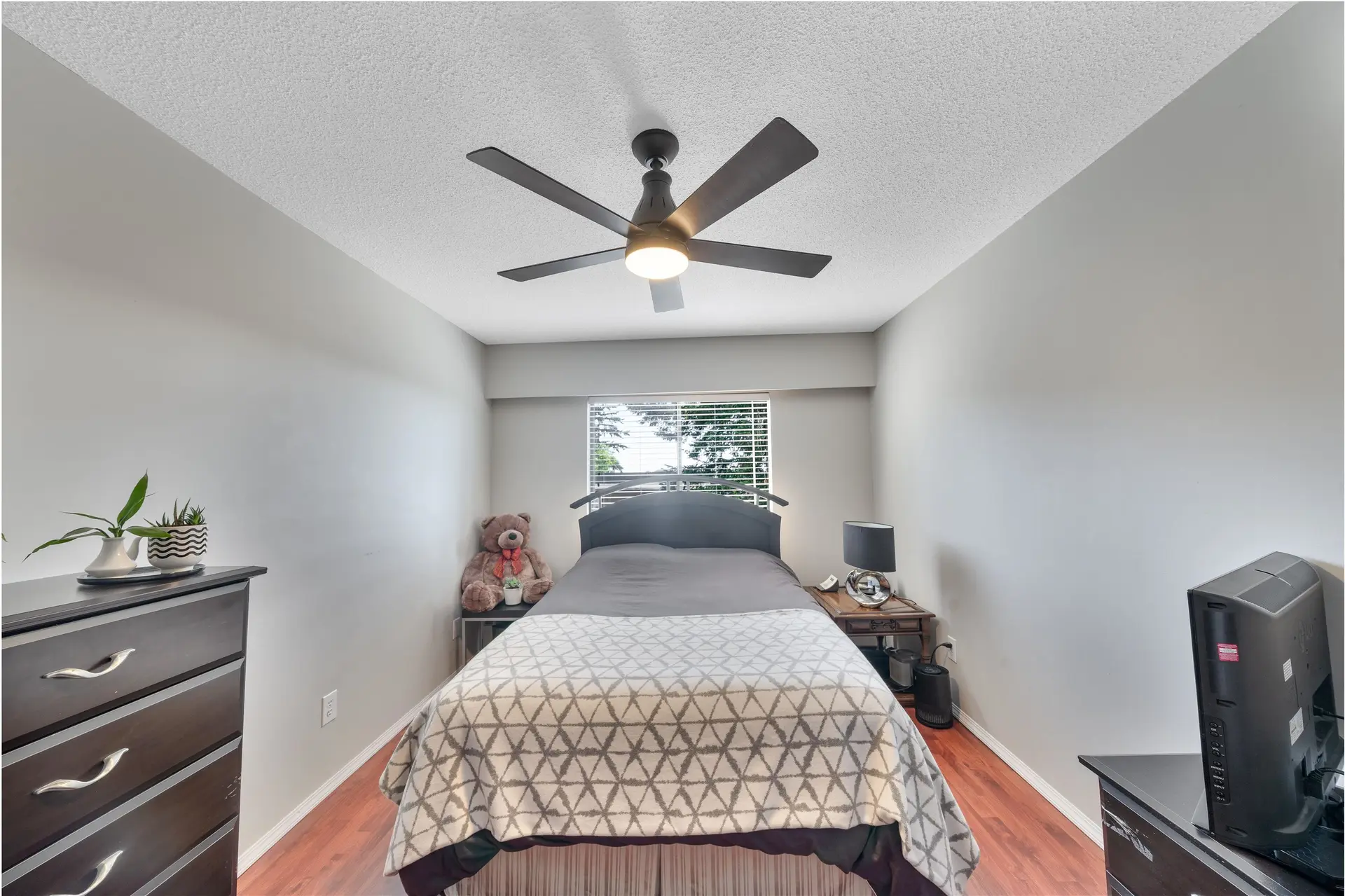 #203 211 W 3rd Street - Image 11