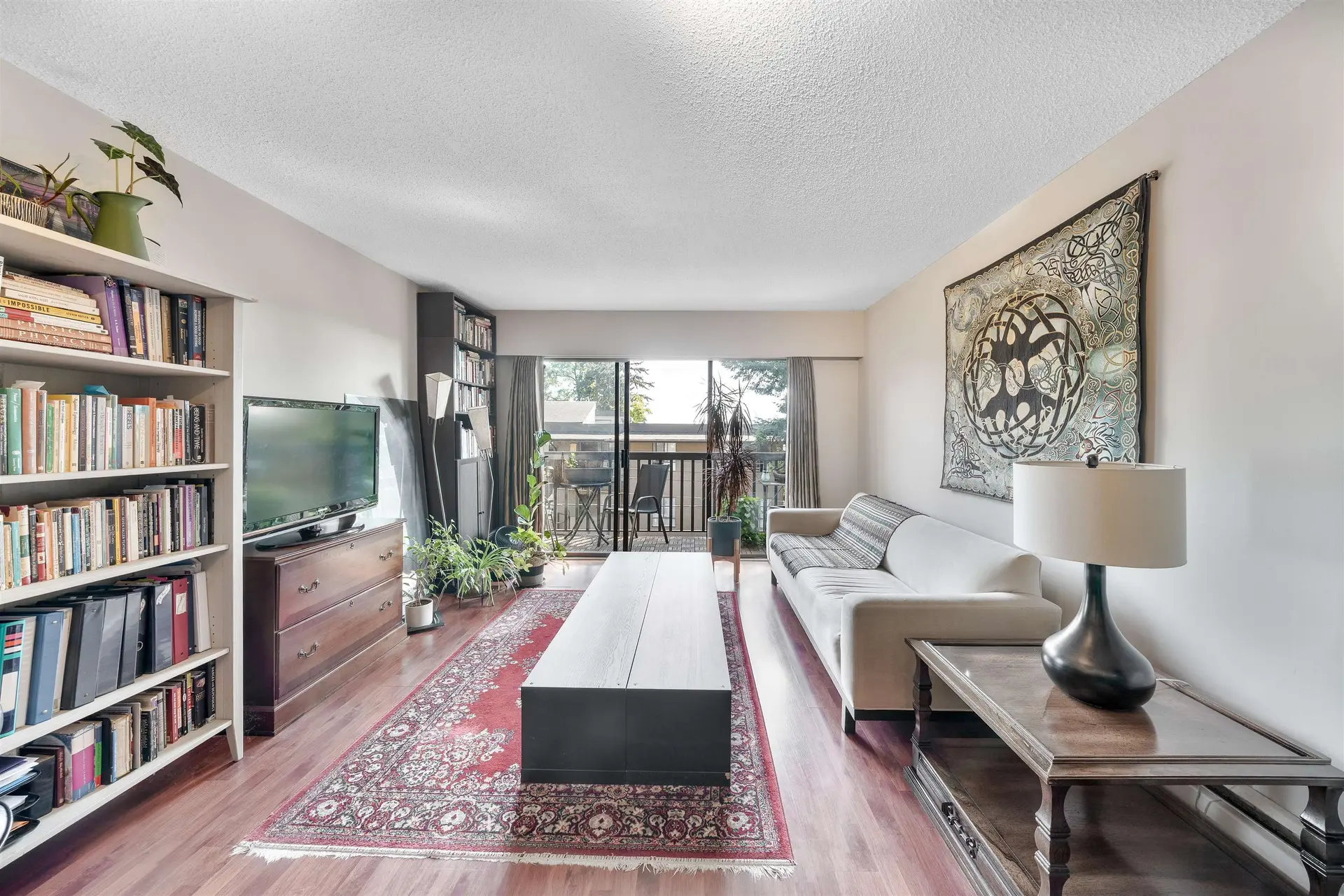 #203 211 W 3rd Street - Image 8