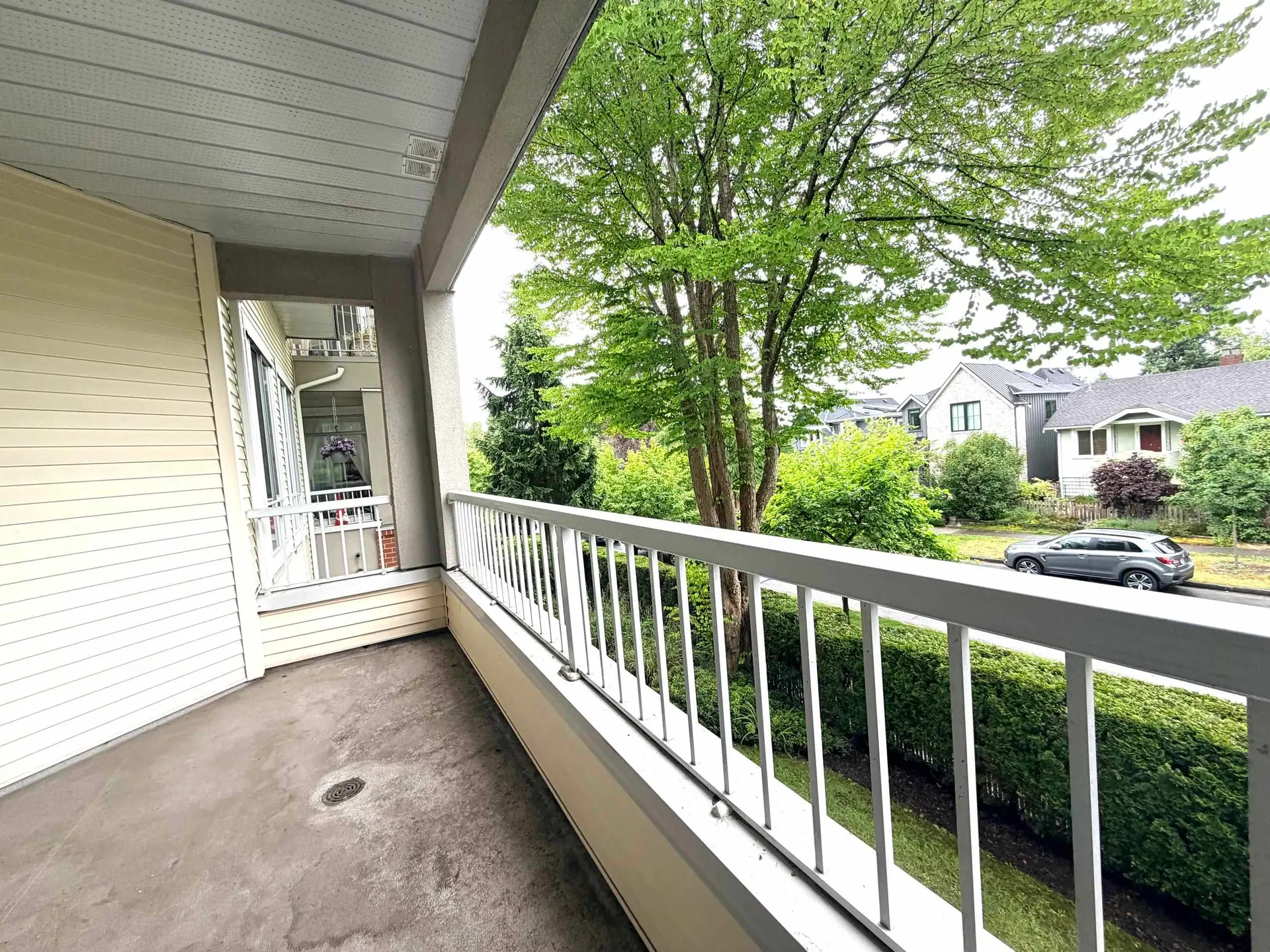 #402 360 E 36th Avenue - Image 8