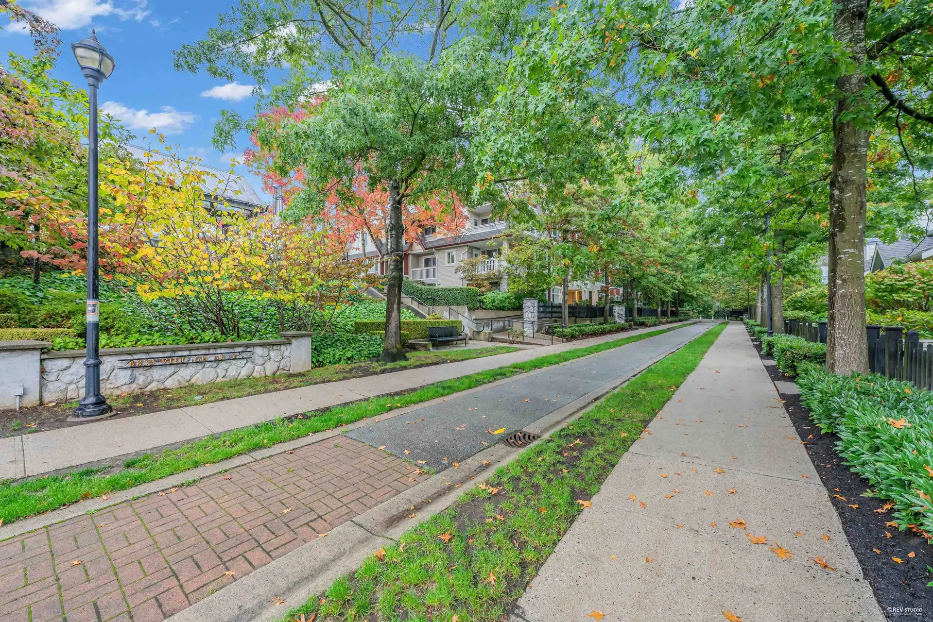 #306 6833 Village Grn - Image 9