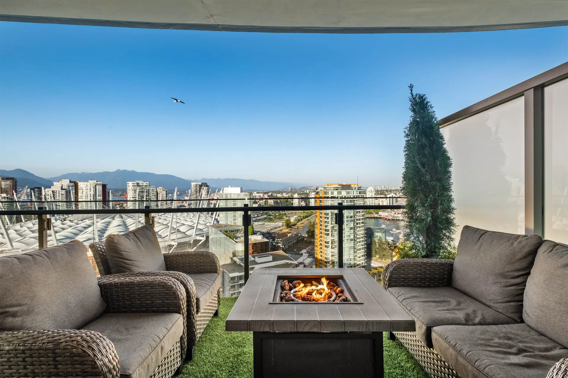 #2916 89 Nelson Street - Image 7
