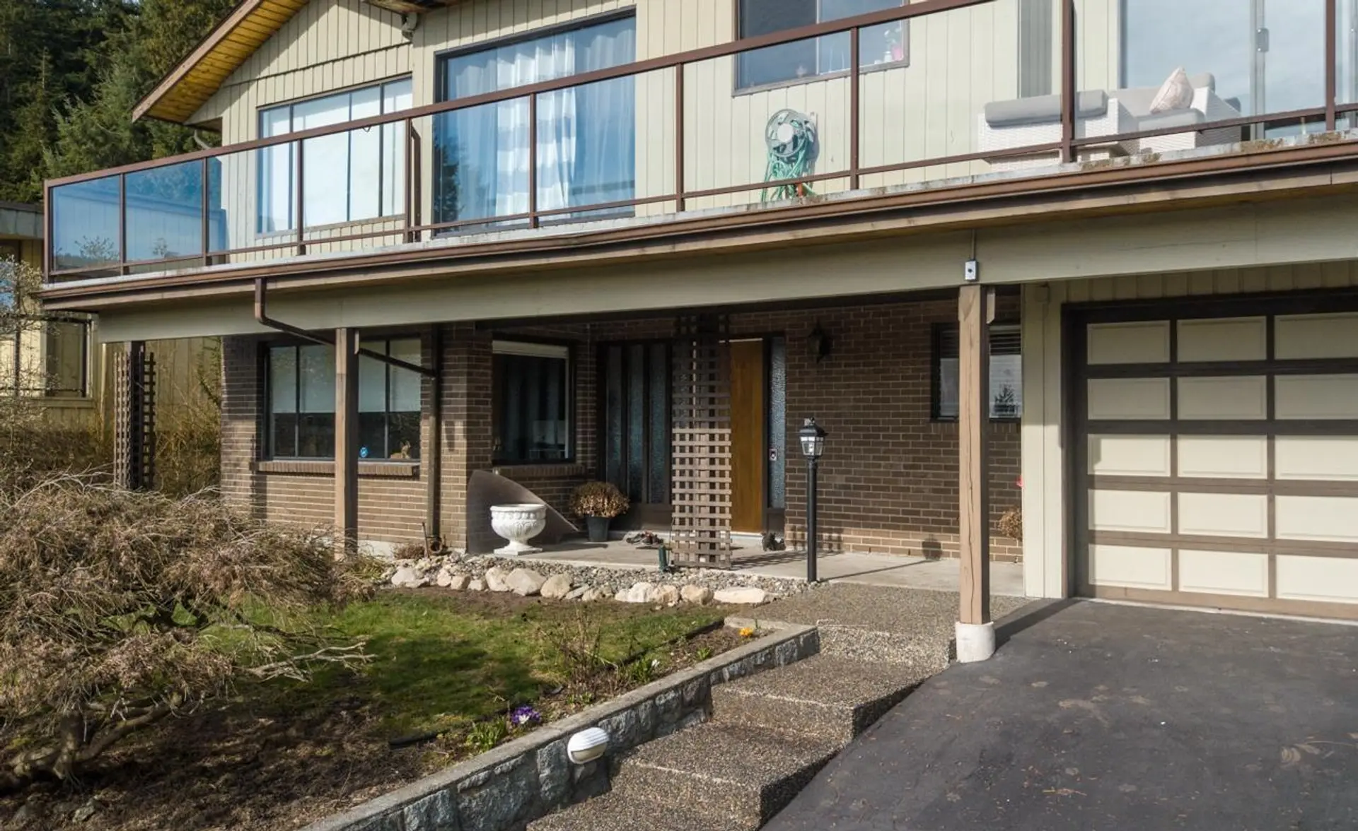 5240 Malaspina Place - Image 16
