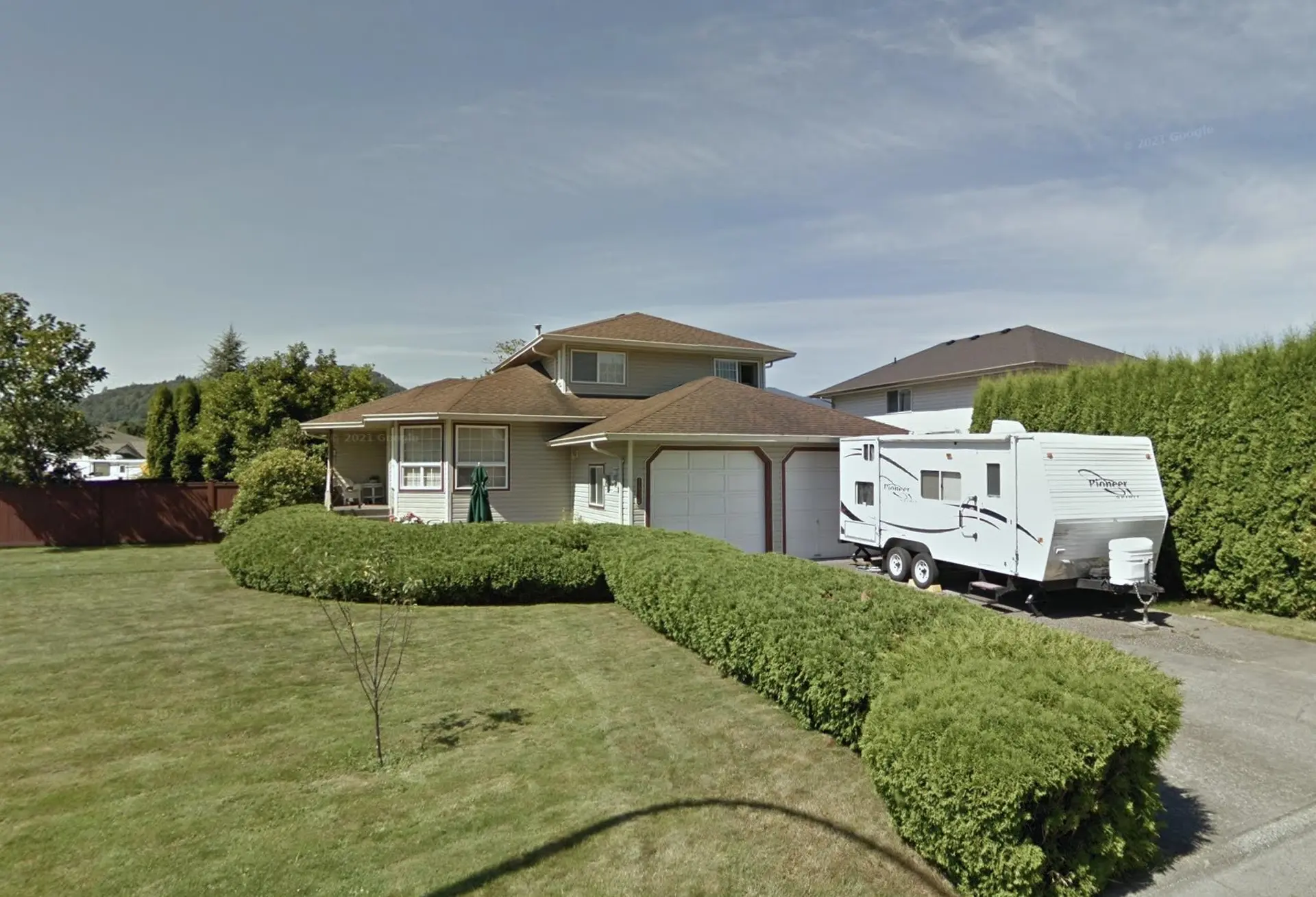 1535 Canterbury Drive