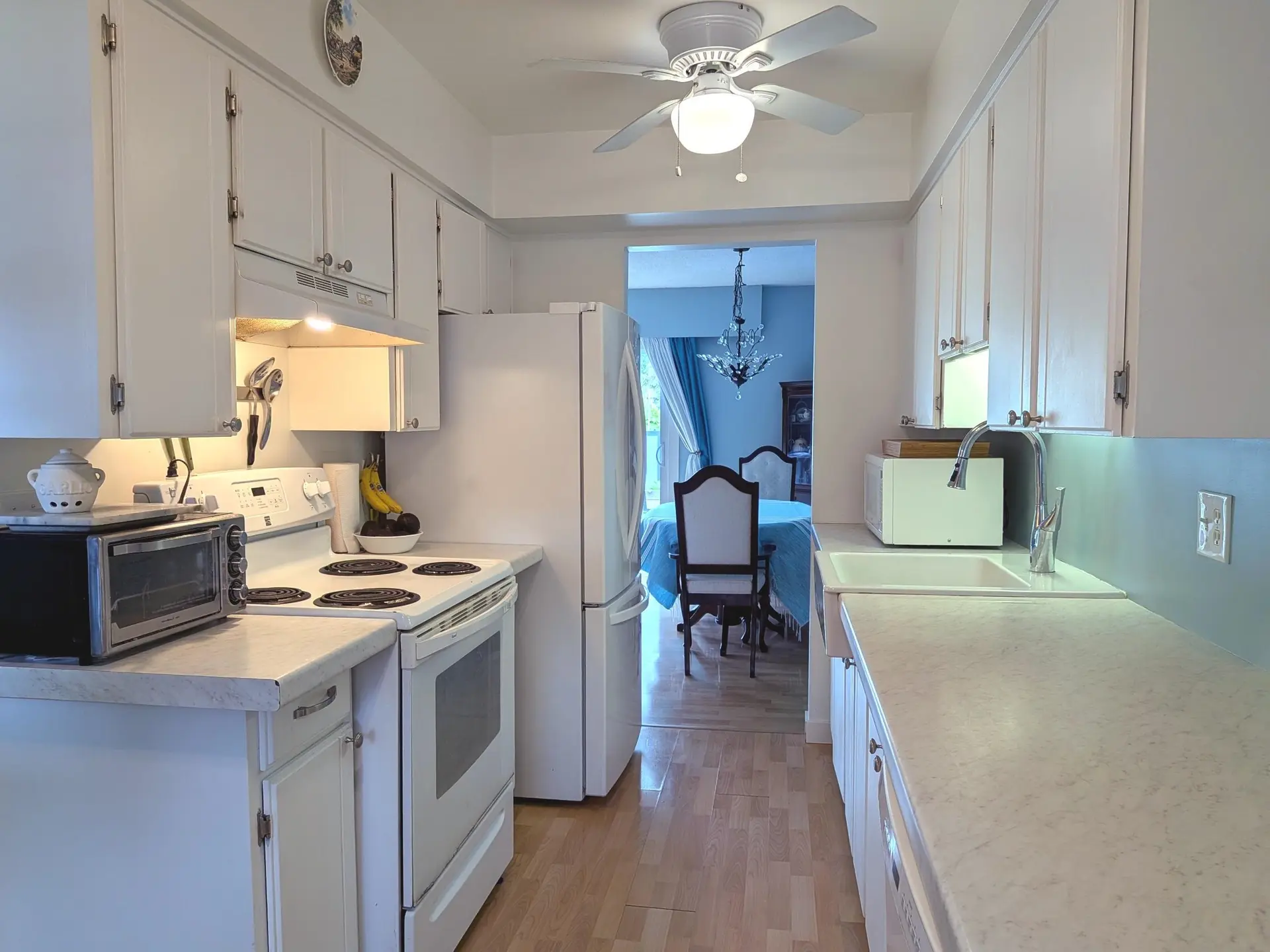 #114 32880 Bevan Way - Image 2