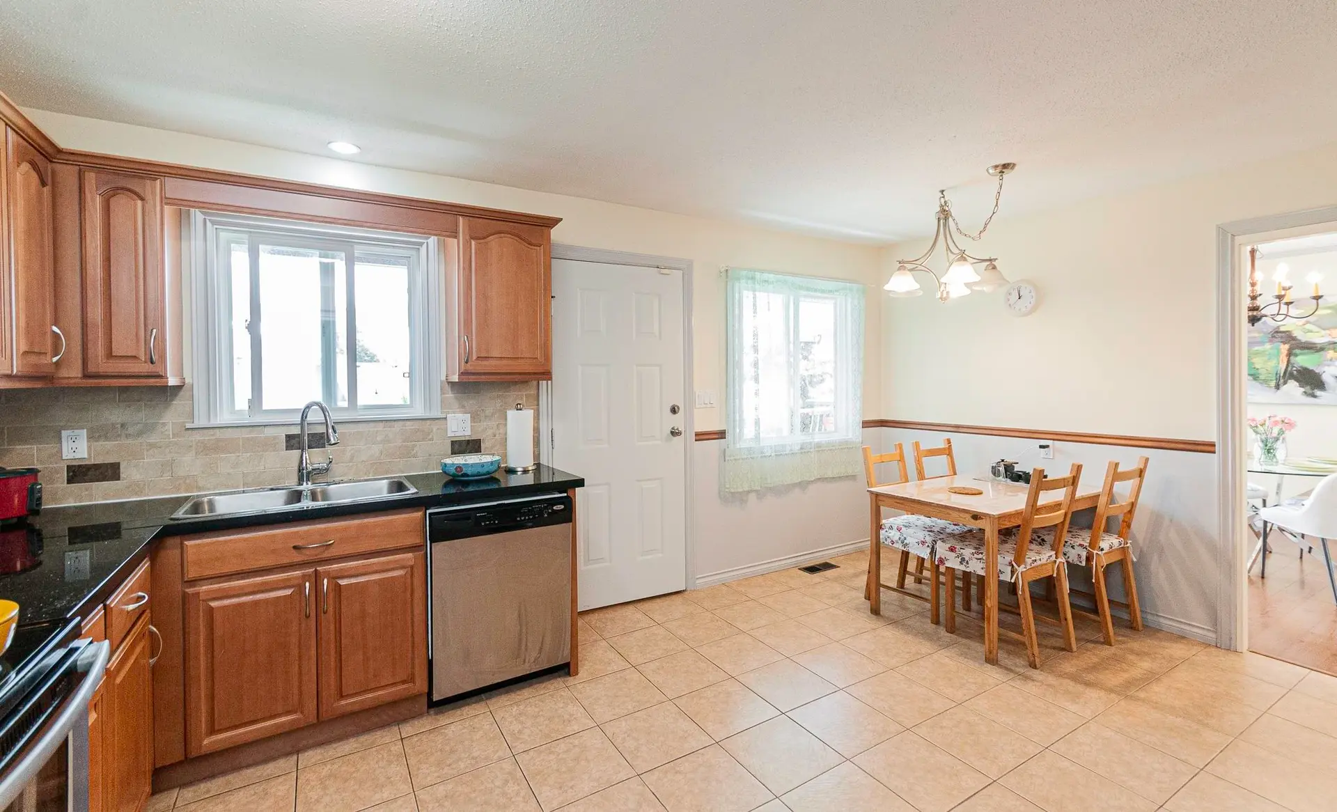 10540 Reynolds Drive - Image 10