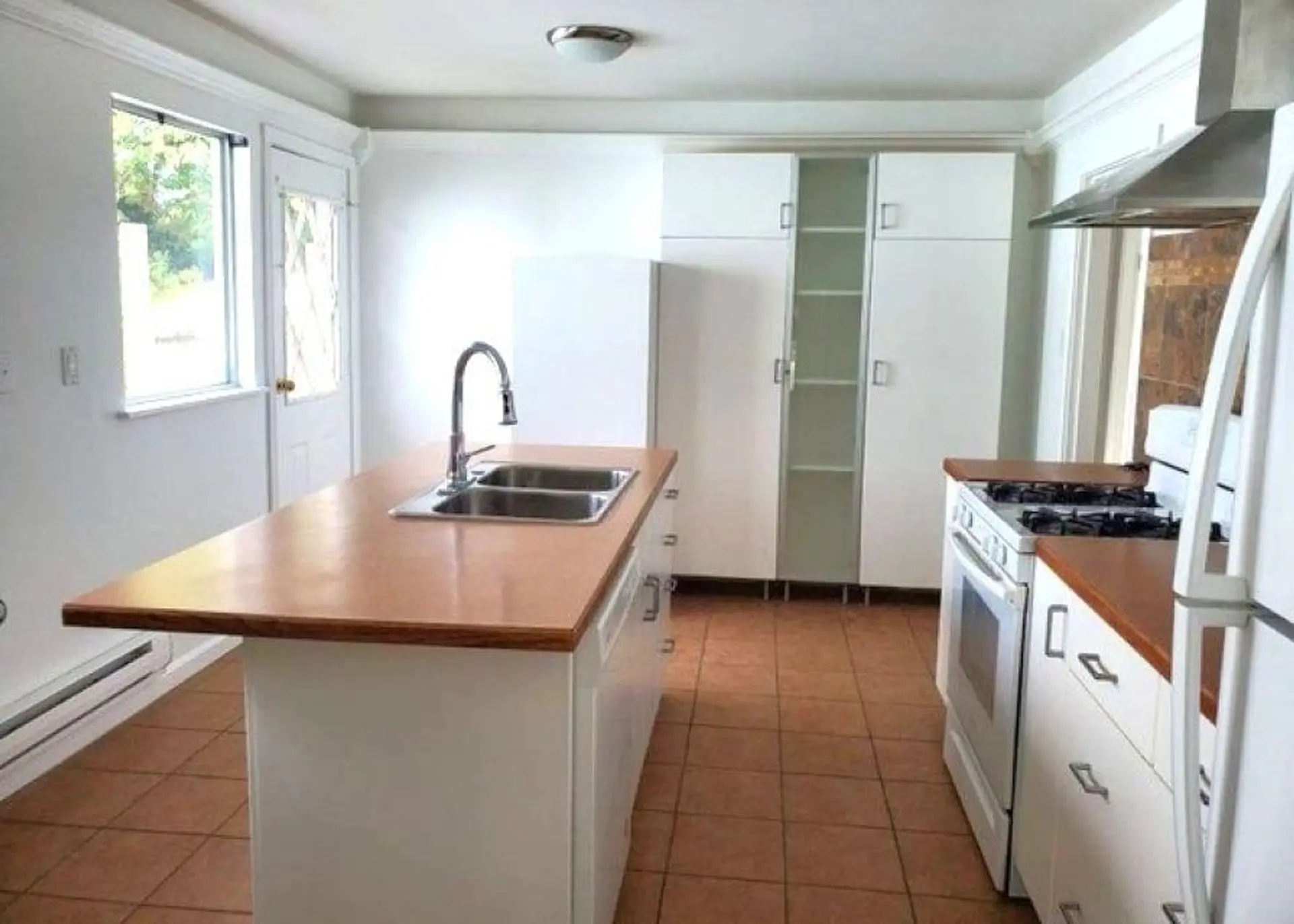 11044 Oriole Drive - Image 6