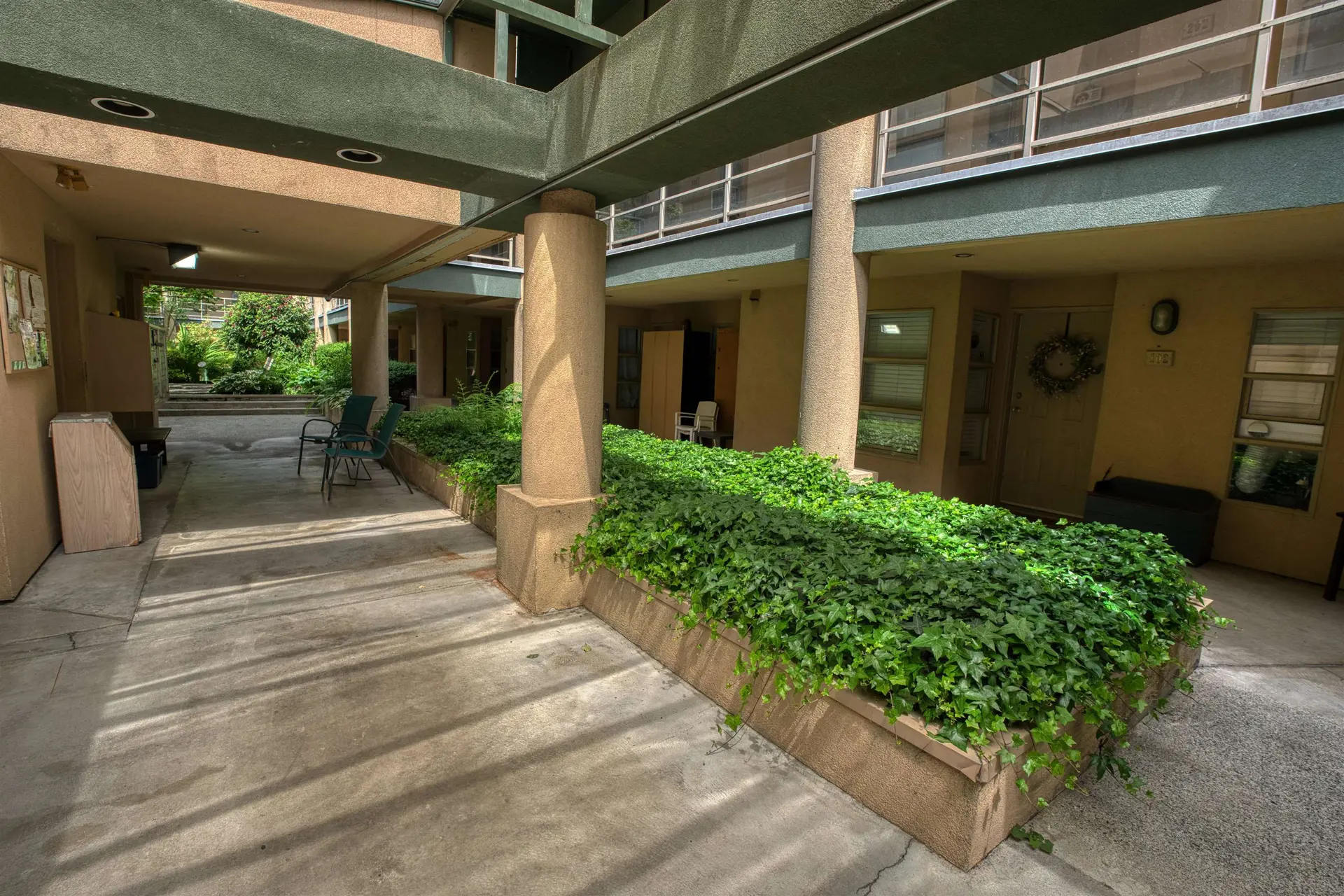 #206 22277 122 Avenue - Image 18