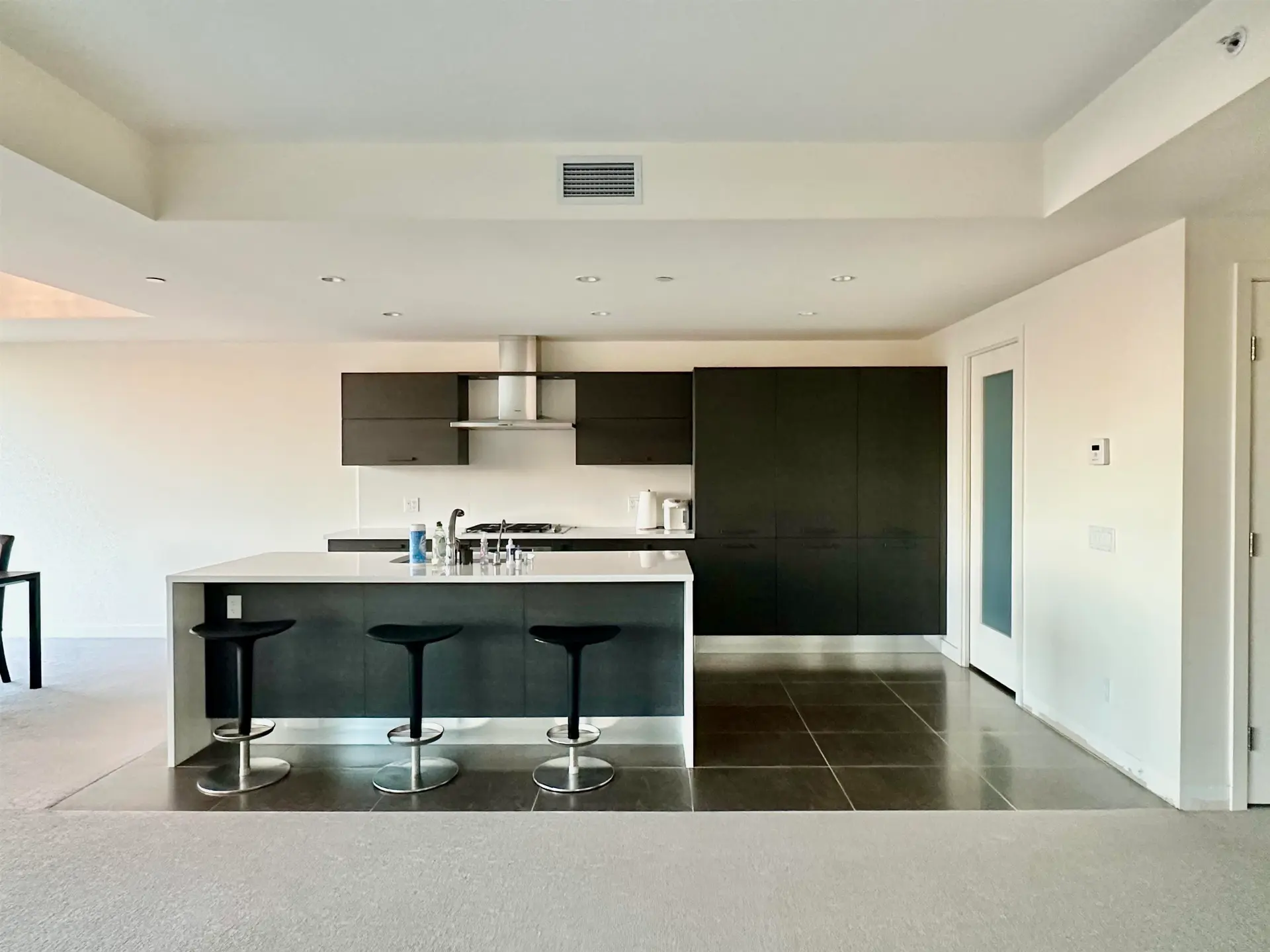 #801 5838 Berton Avenue - Image 4