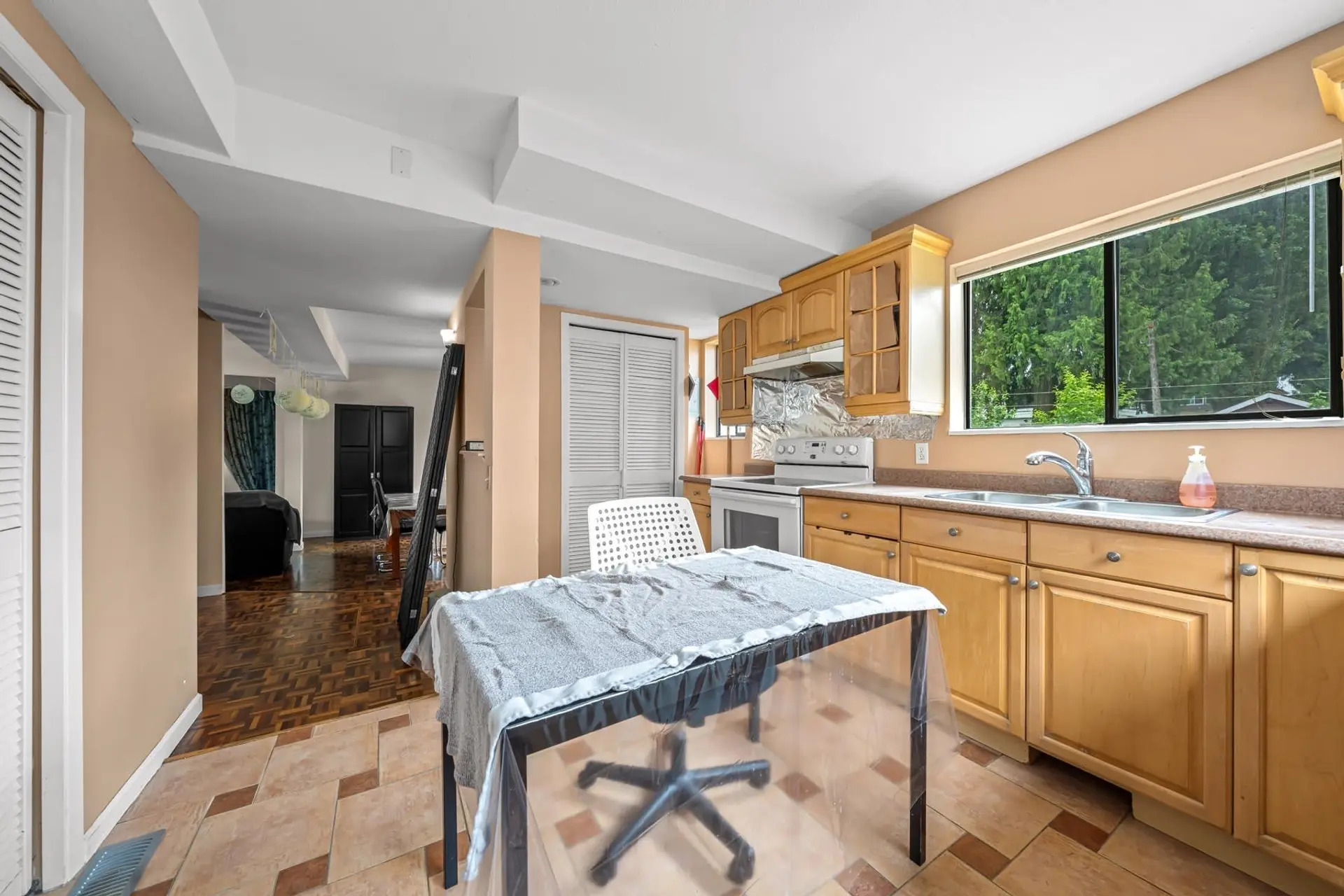 7624 Ulster Street - Image 4