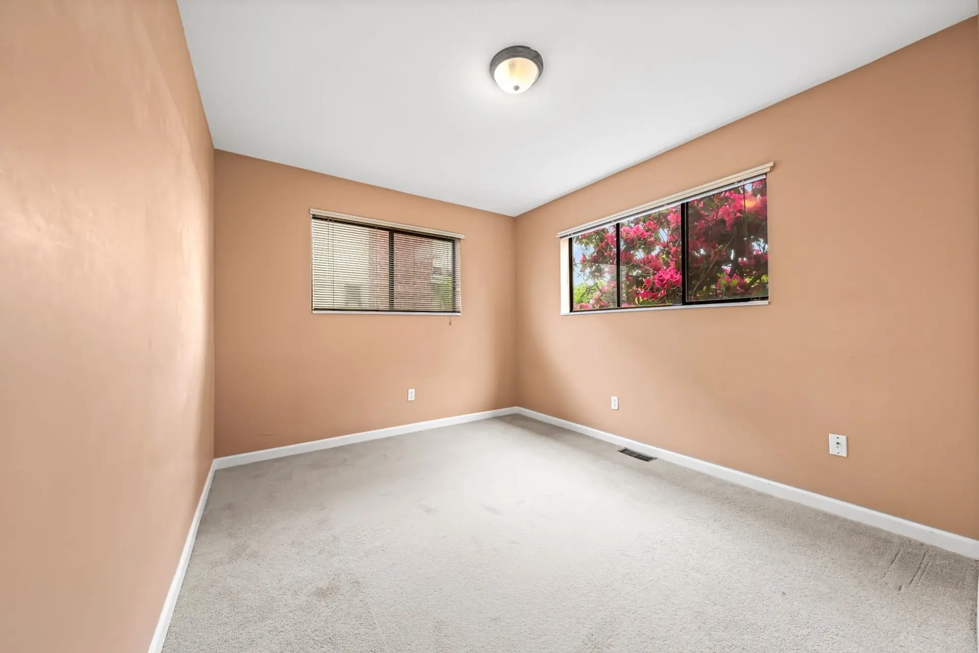 7624 Ulster Street - Image 6