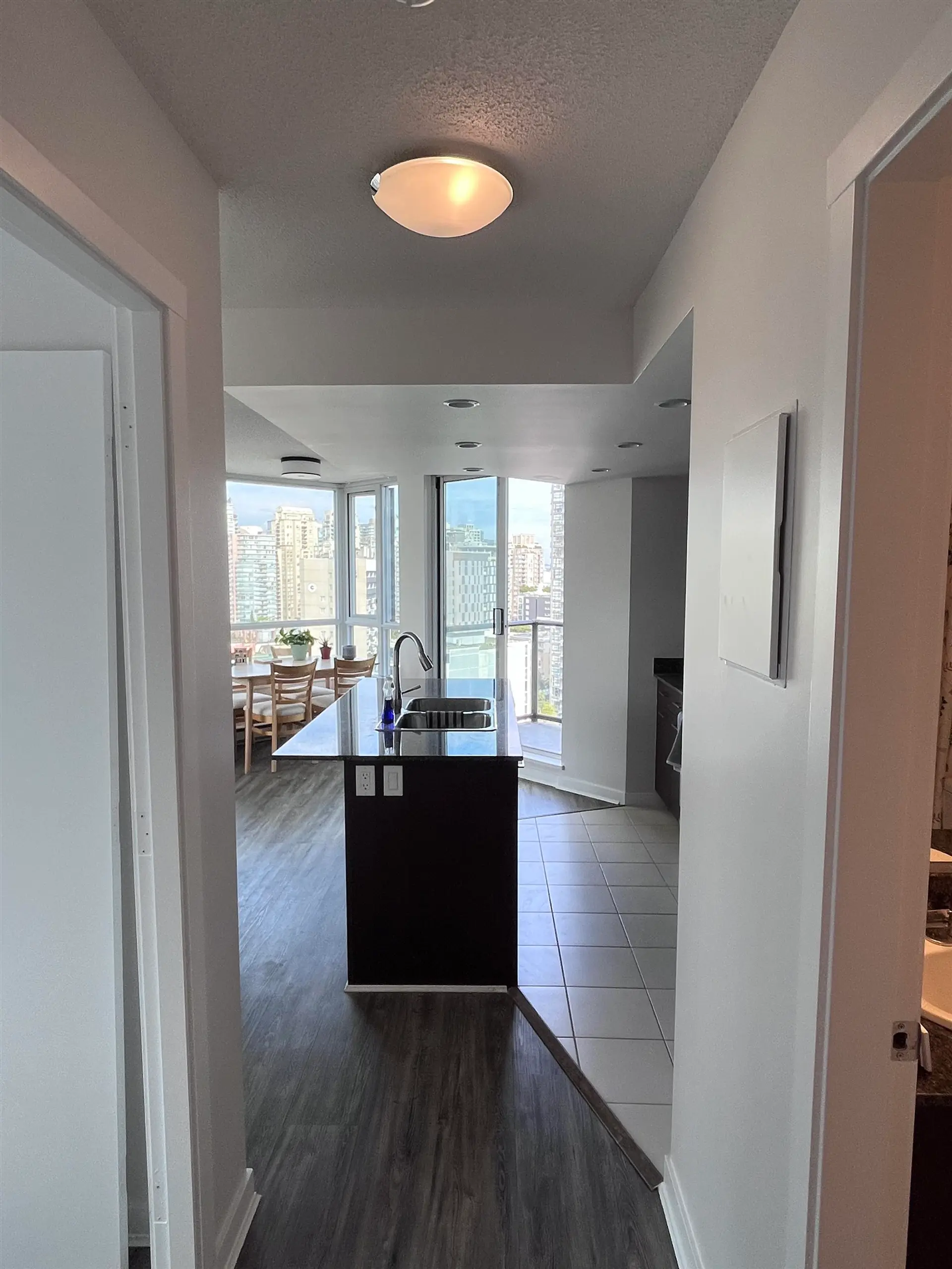 #1602 1212 Howe Street - Image 13