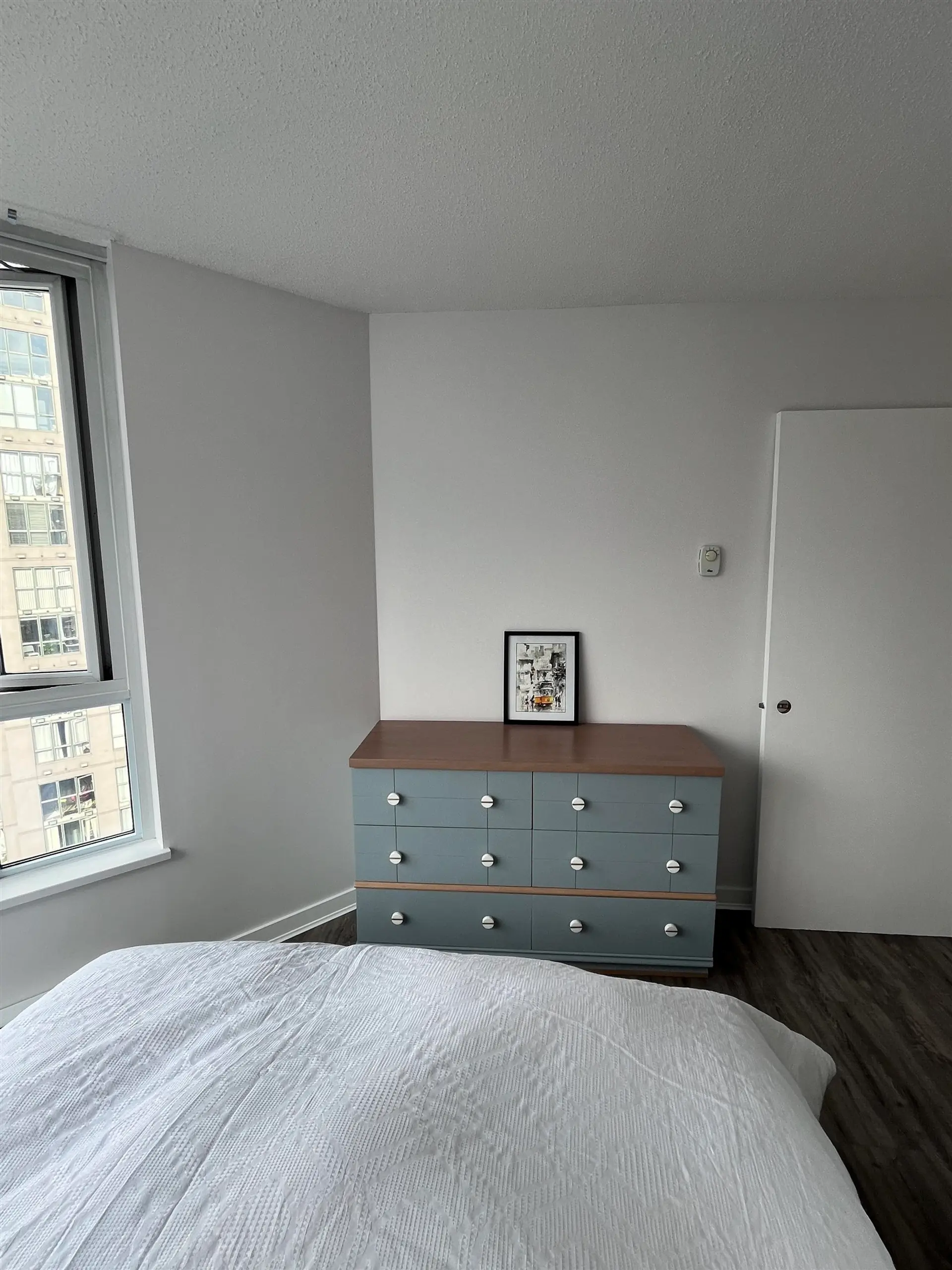#1602 1212 Howe Street - Image 10