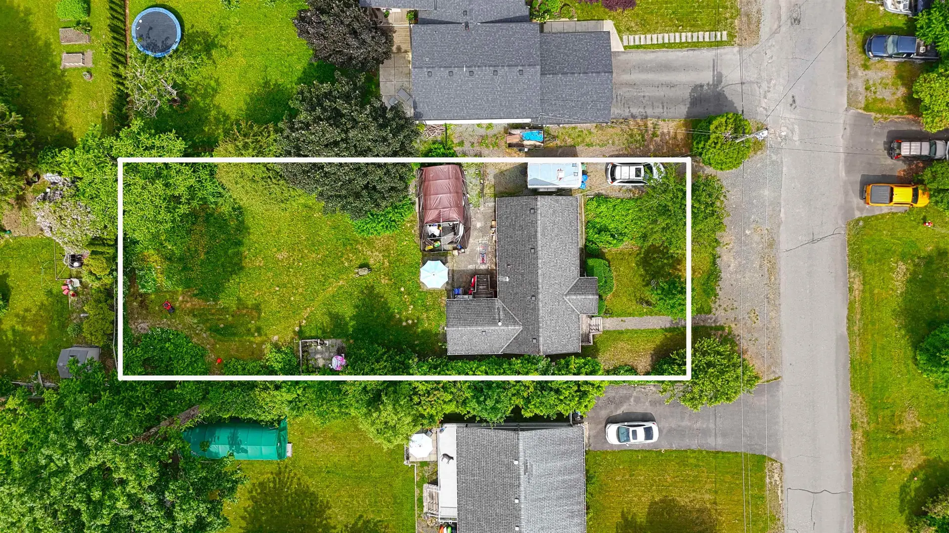 571 Echo Avenue - Image 3