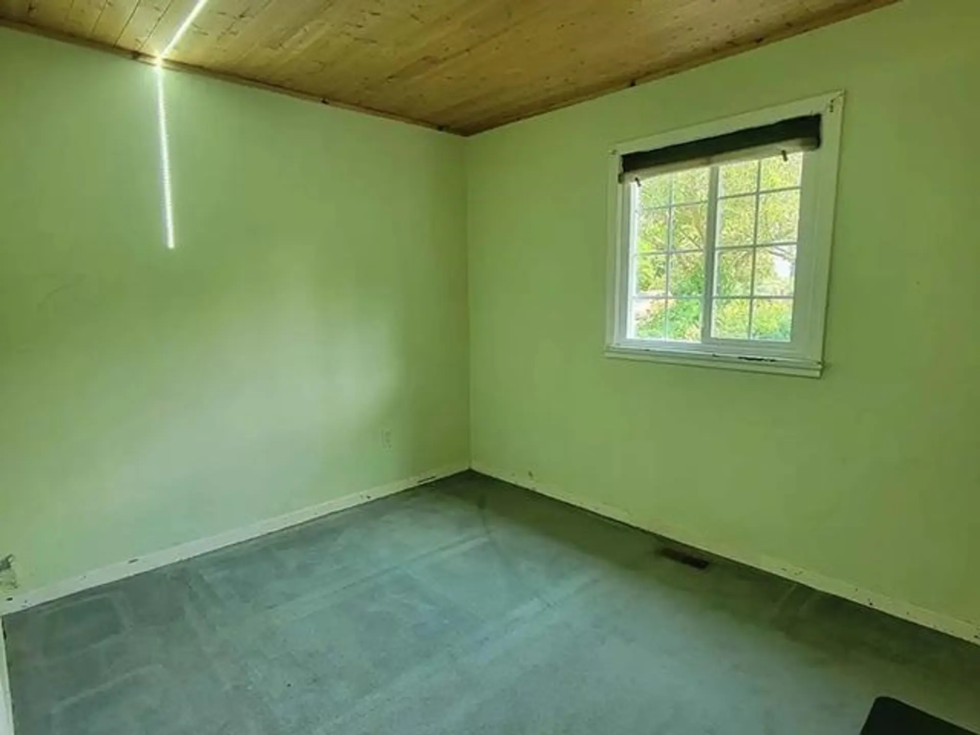 571 Echo Avenue - Image 8