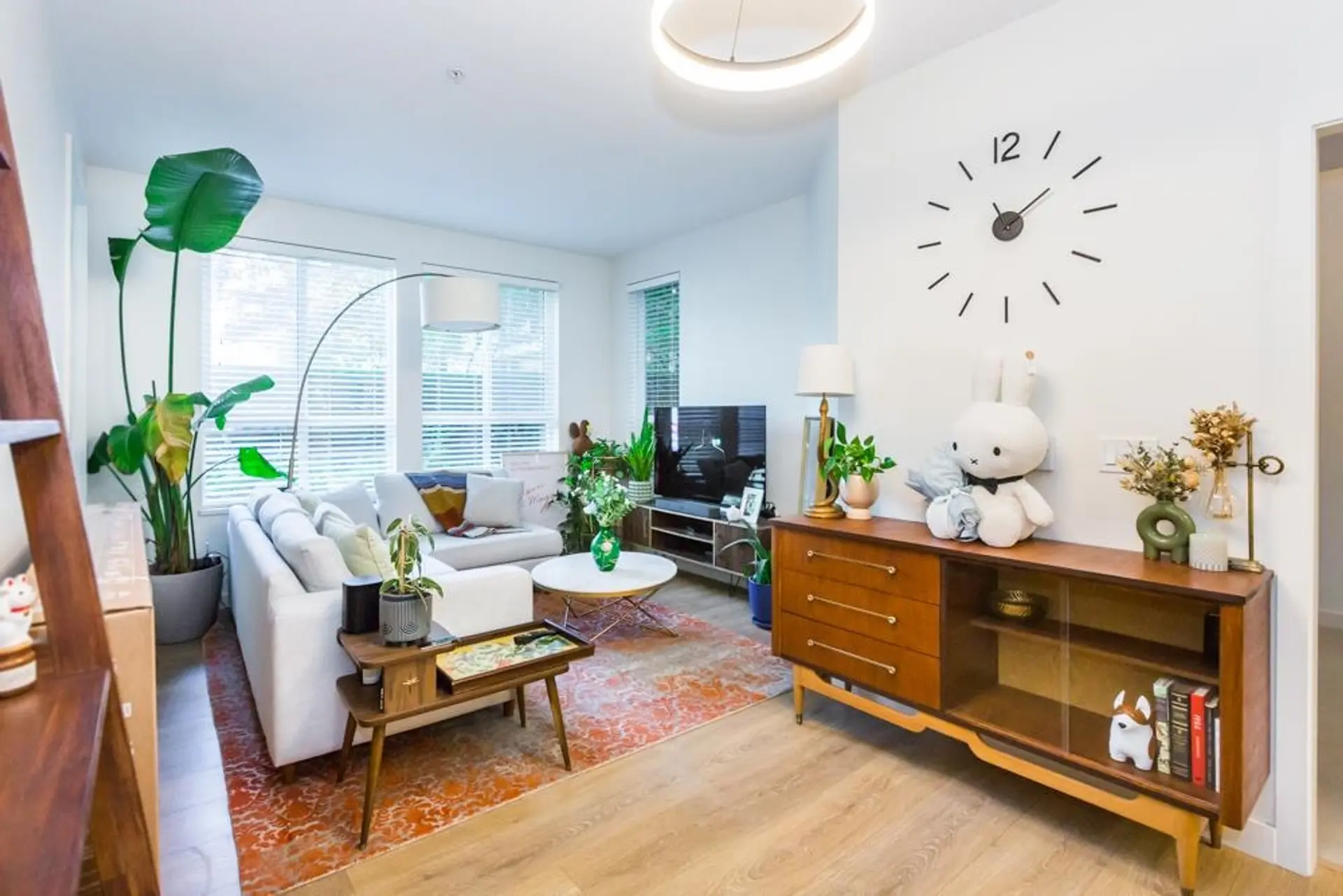 #102 611 Regan Avenue - Image 3