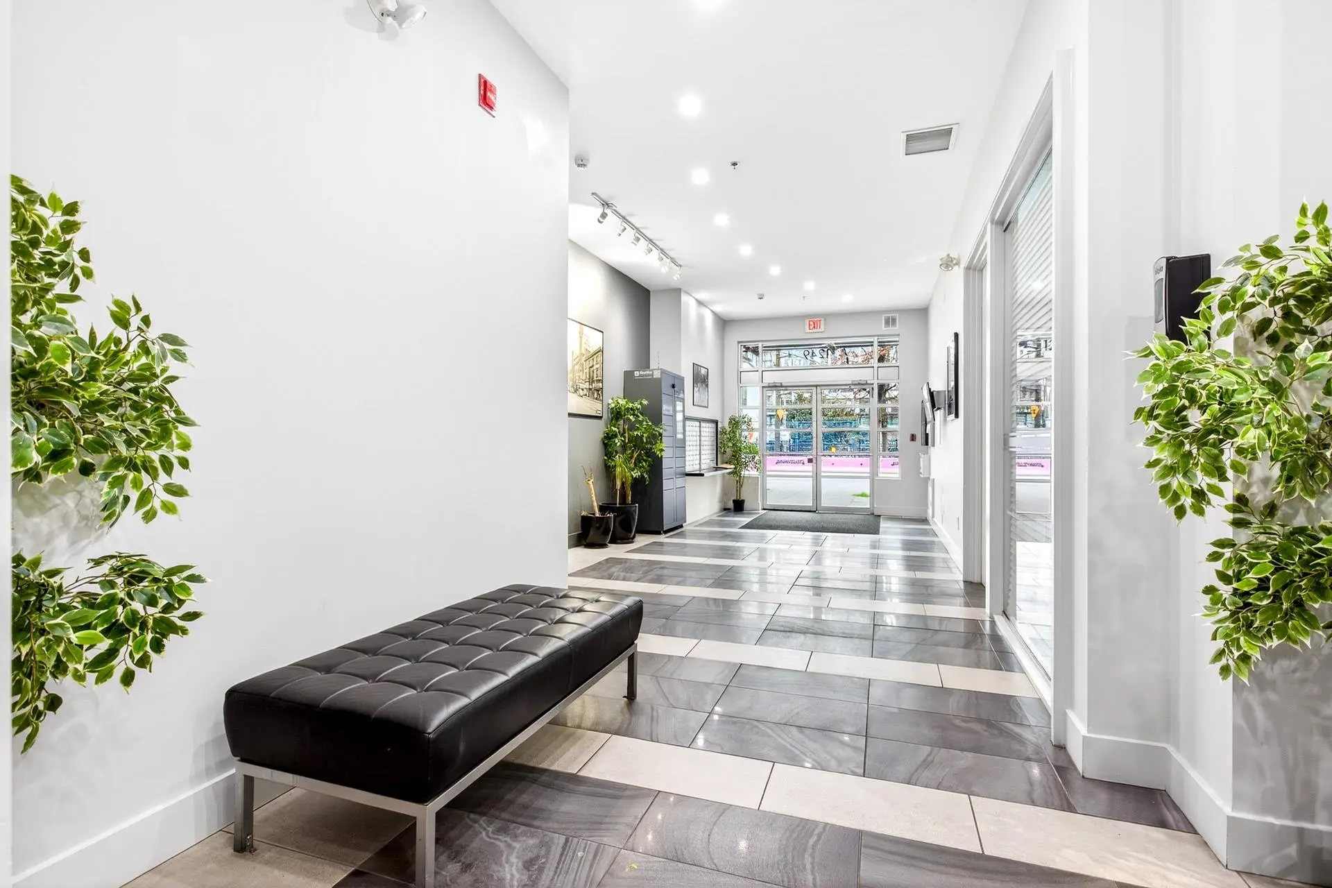 #507 1249 Granville Street - Image 3
