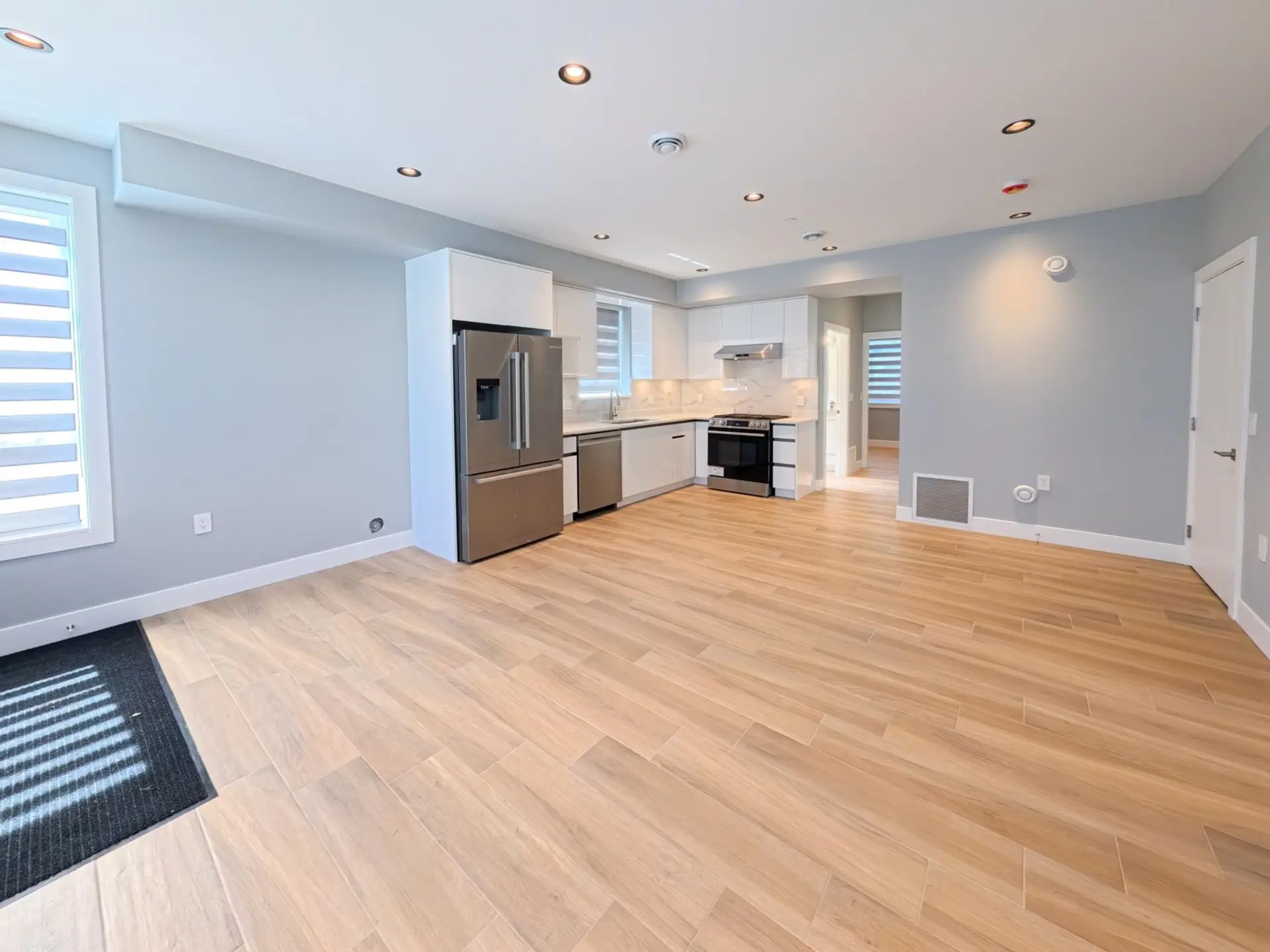 #1 2557 W King Edward Avenue - Image 3