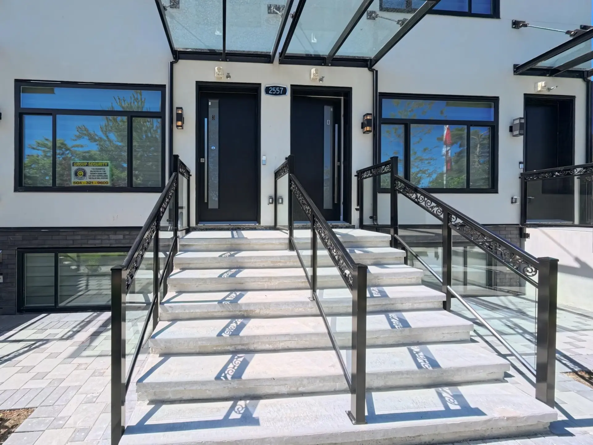 #2 2557 W King Edward Avenue - Image 2