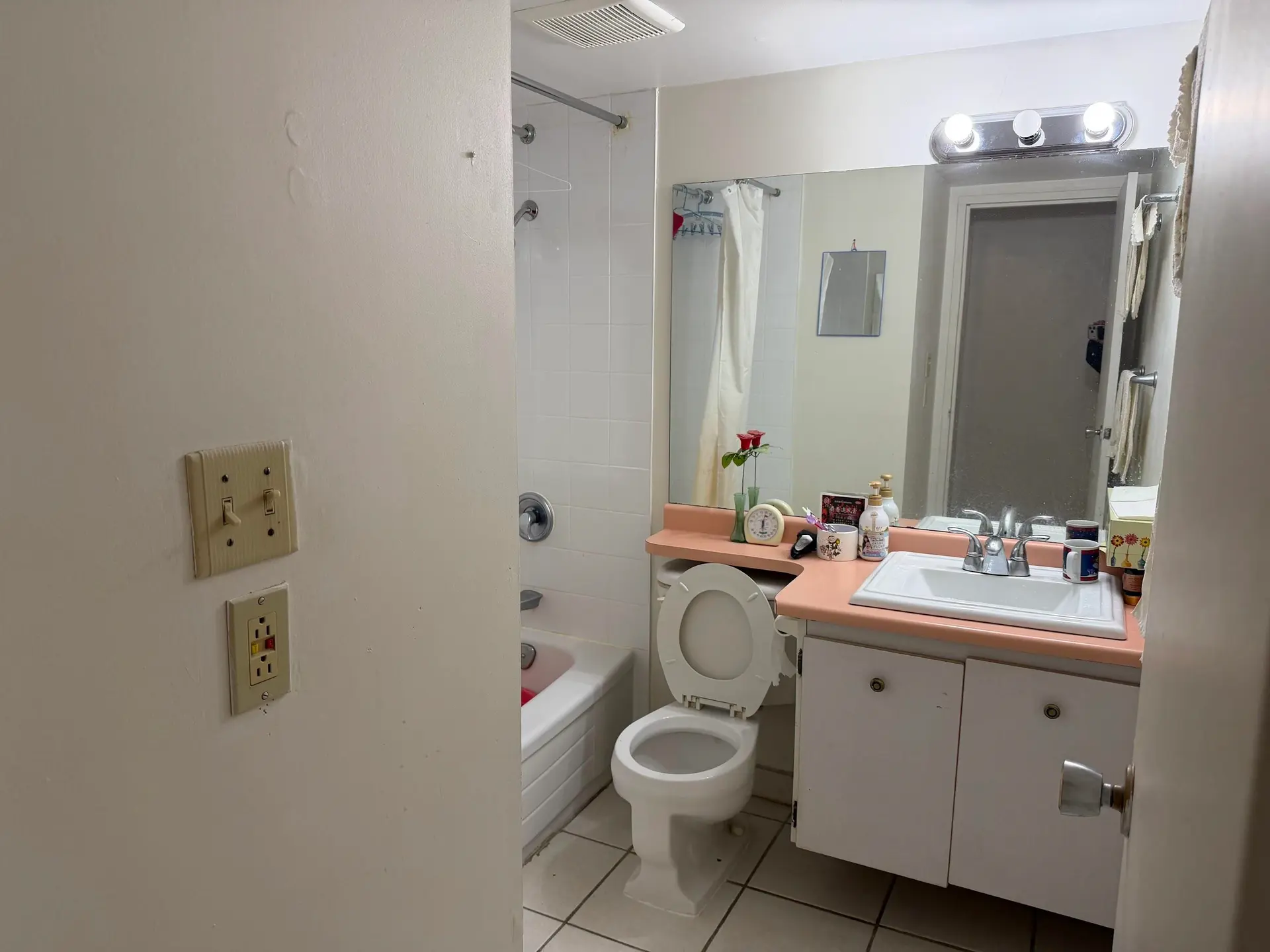 #304 7180 Lindsay Road - Image 8