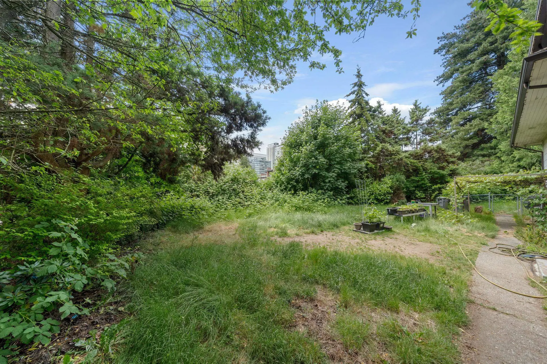 7957 Columbia Street - Image 11