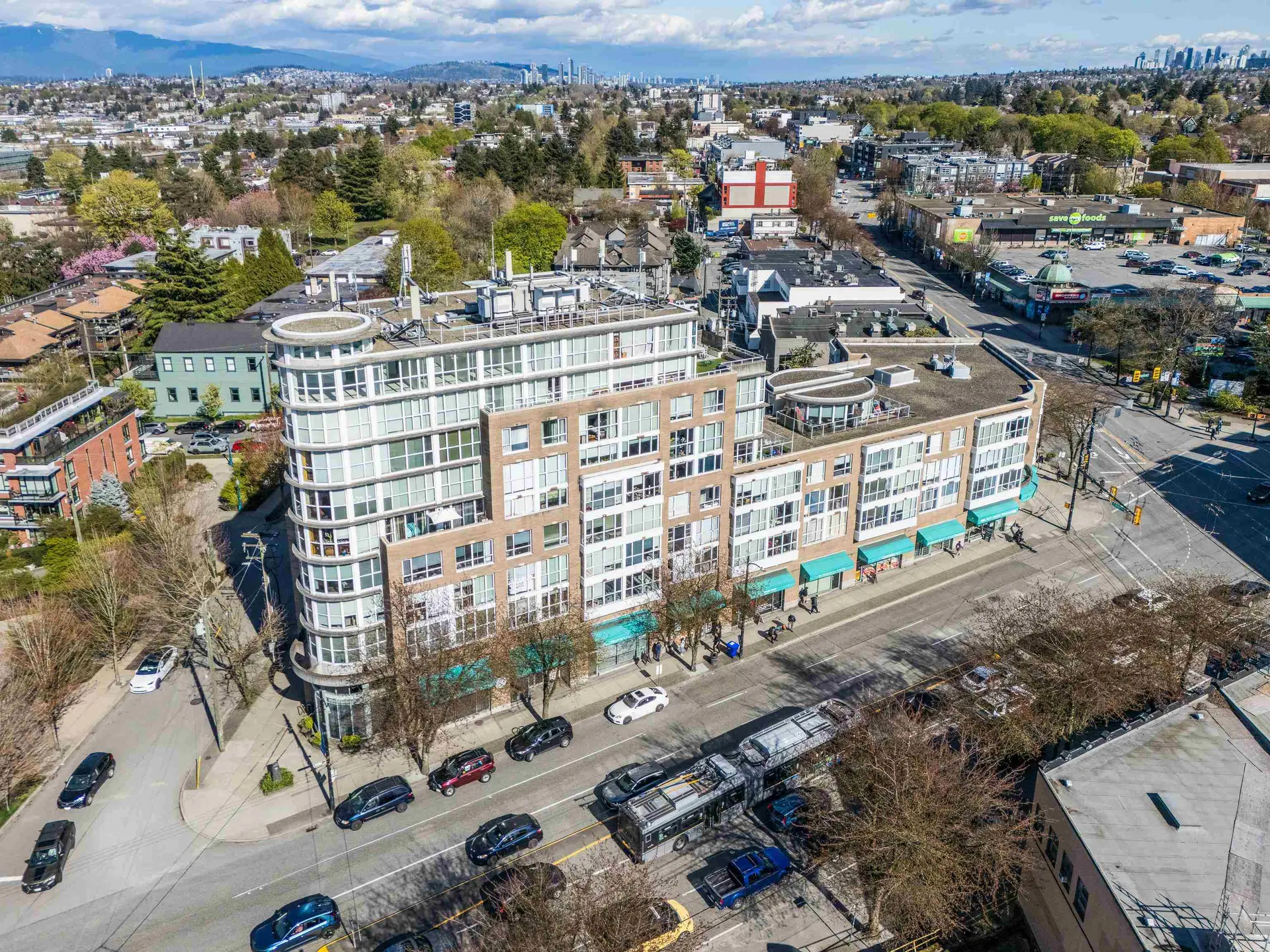 #603 288 E 8th Avenue - Image 11