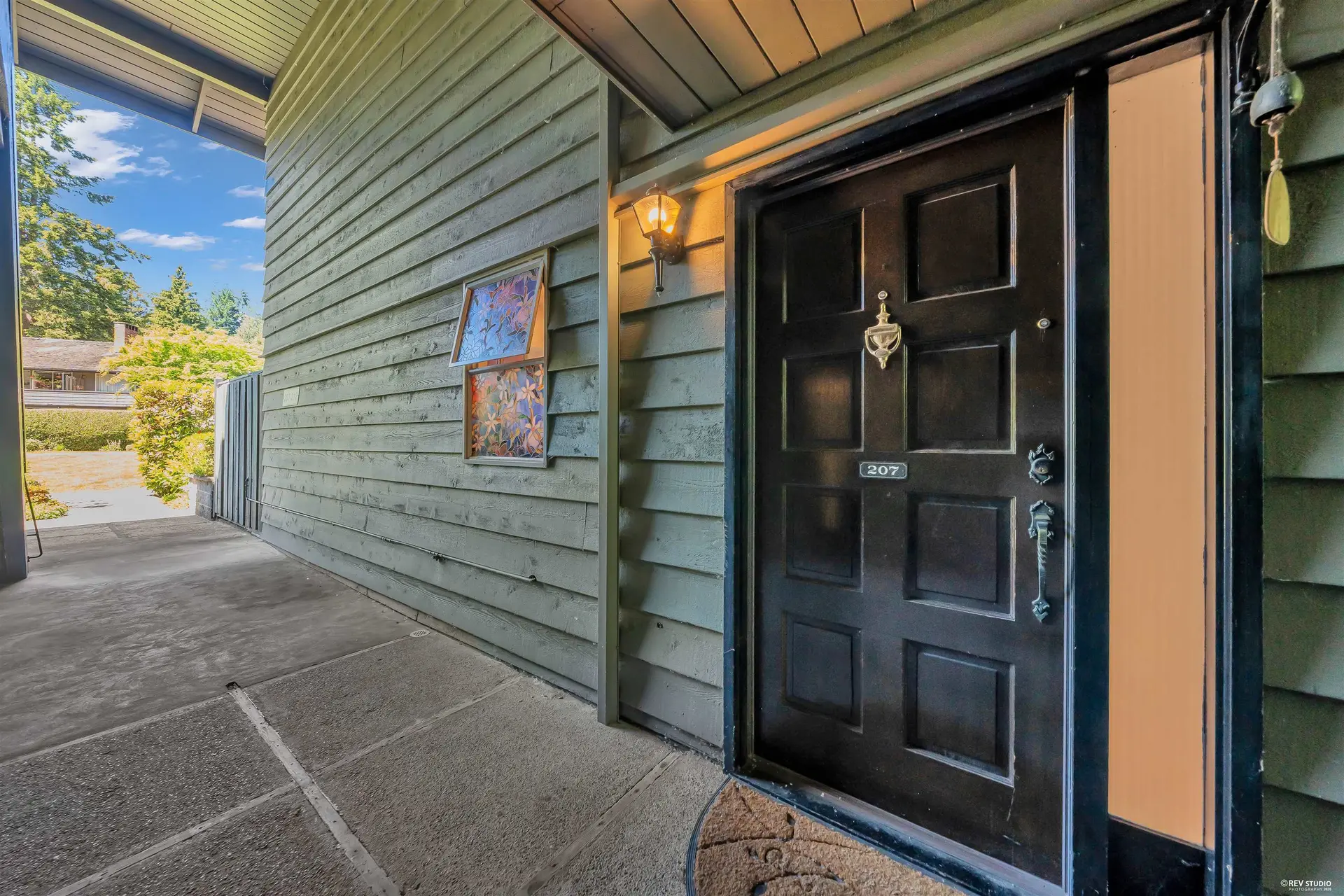 #207 235 Keith Road - Image 2