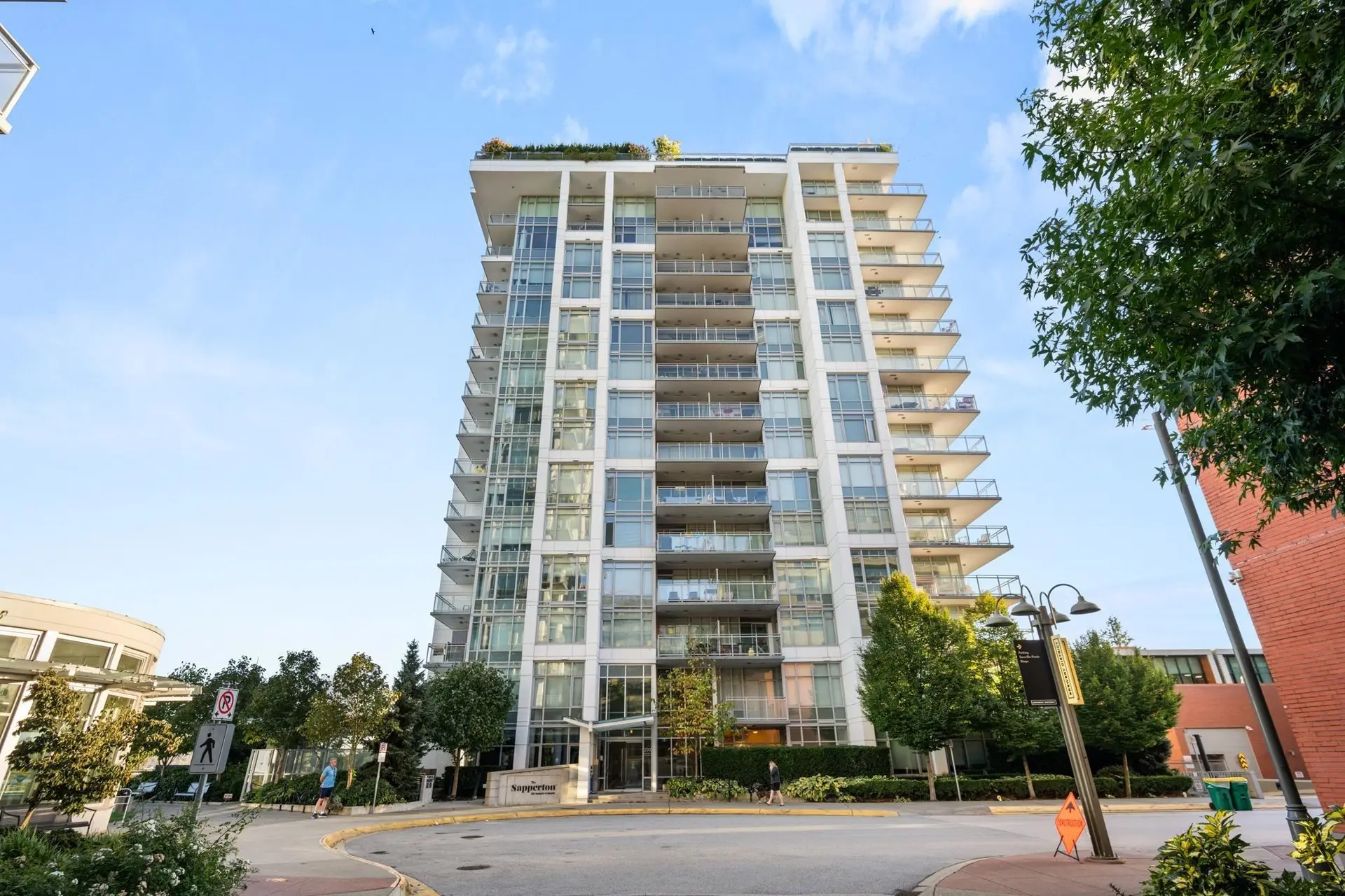 #1508 200 Nelson's Crescent - Image 1