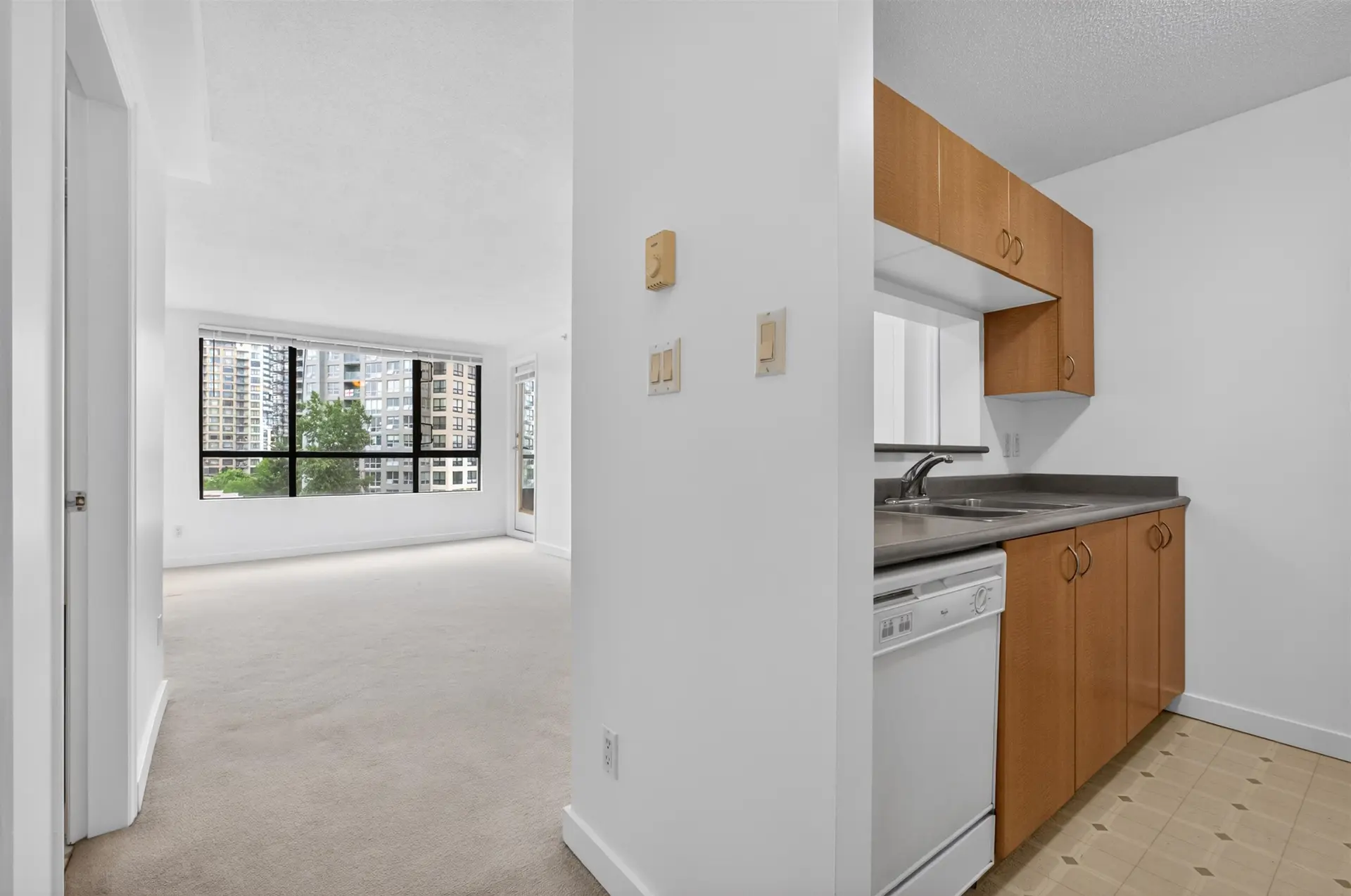 #702 5288 Melbourne Street - Image 7