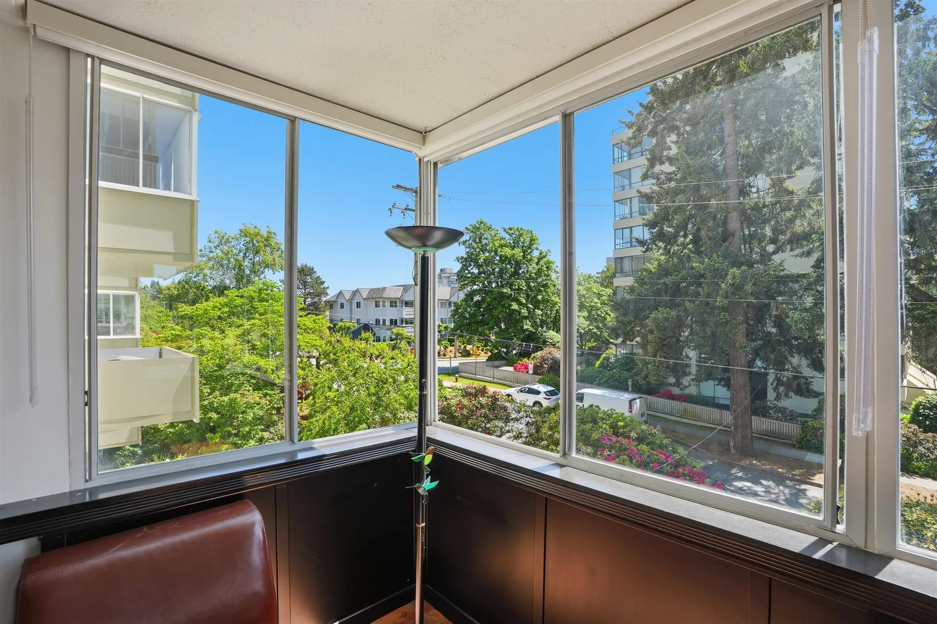 #215 1425 Esquimalt Avenue - Image 7
