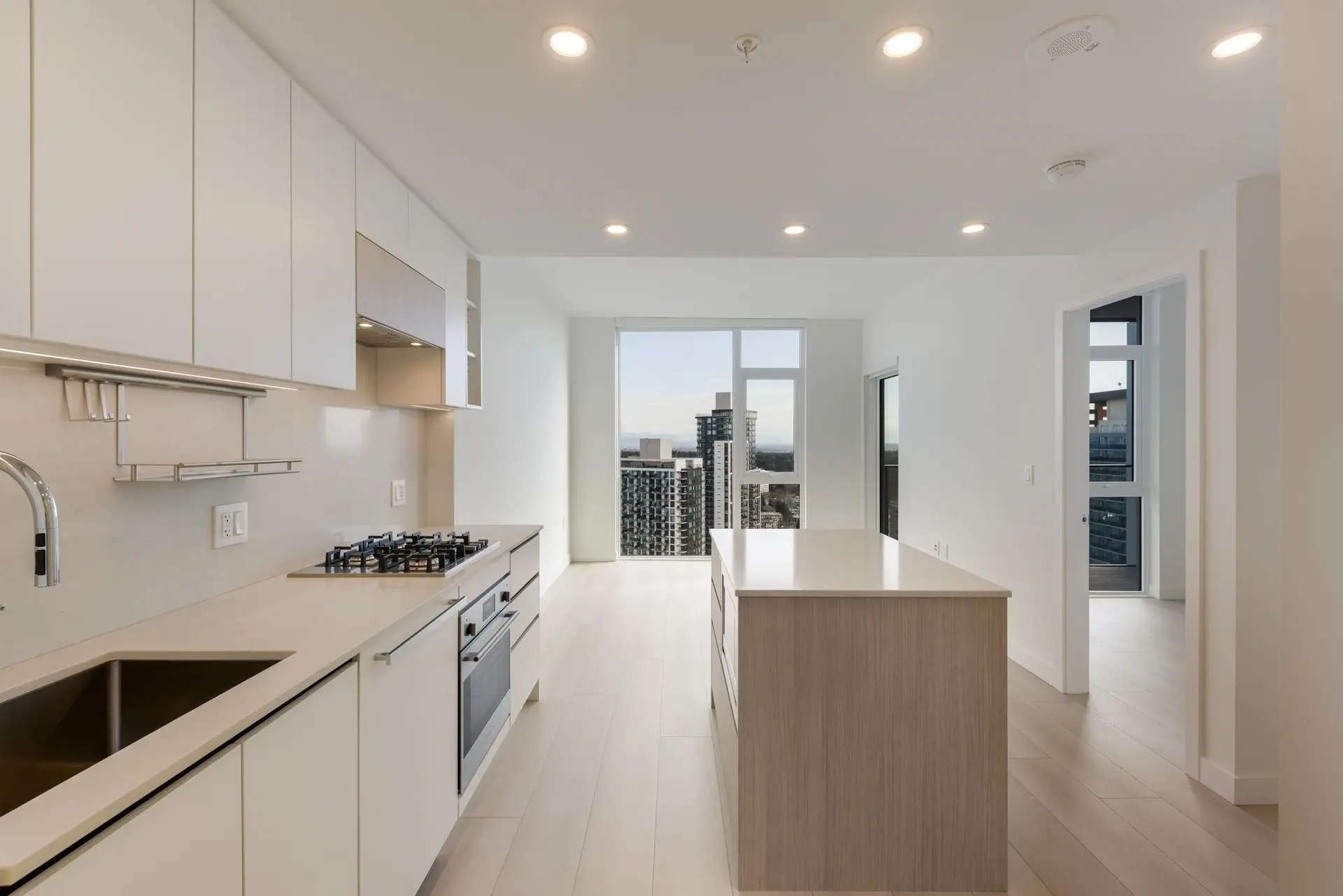 #2702 13573 98a Avenue - Image 3