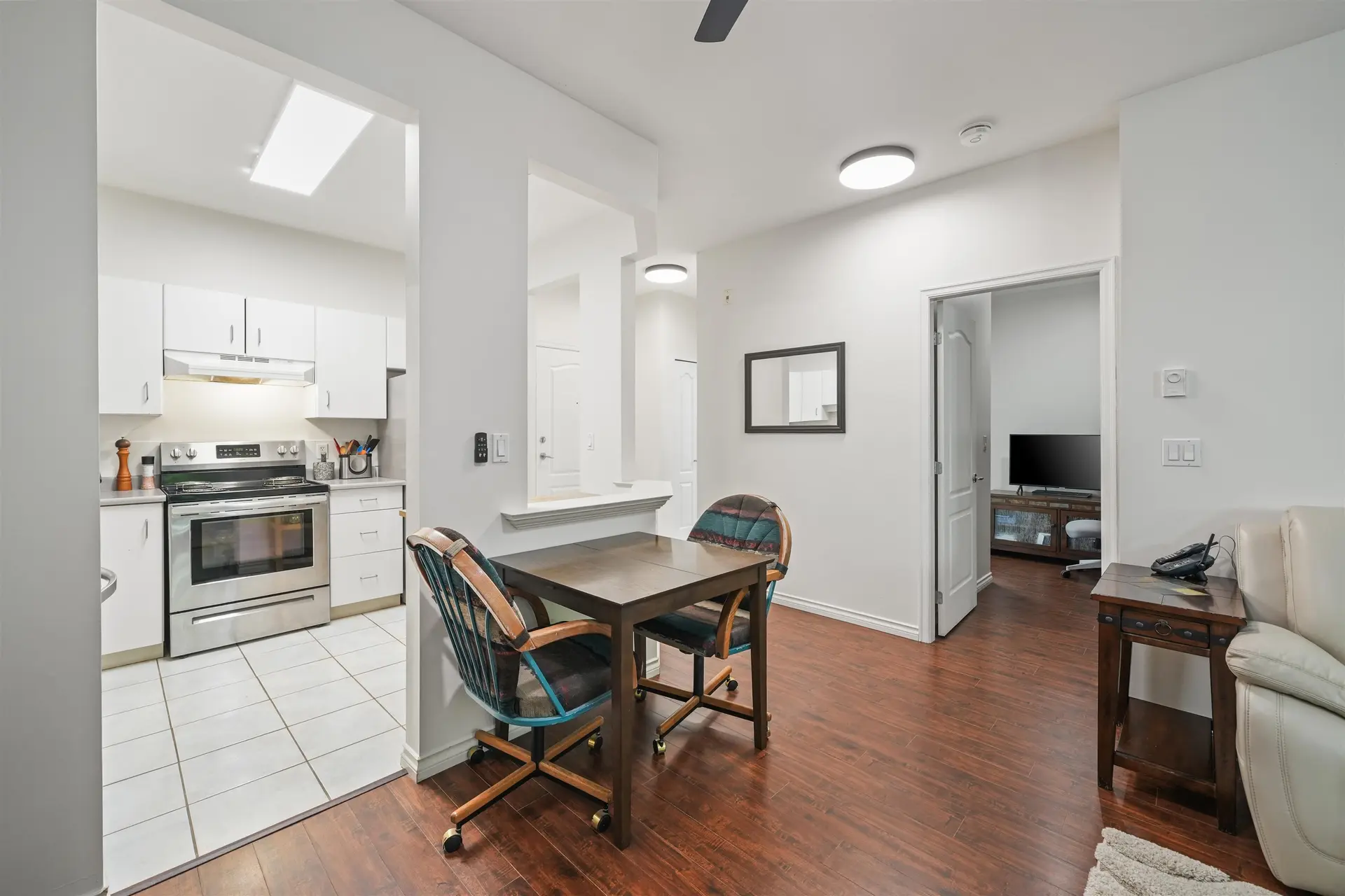 #105 20239 Michaud Crescent - Image 9